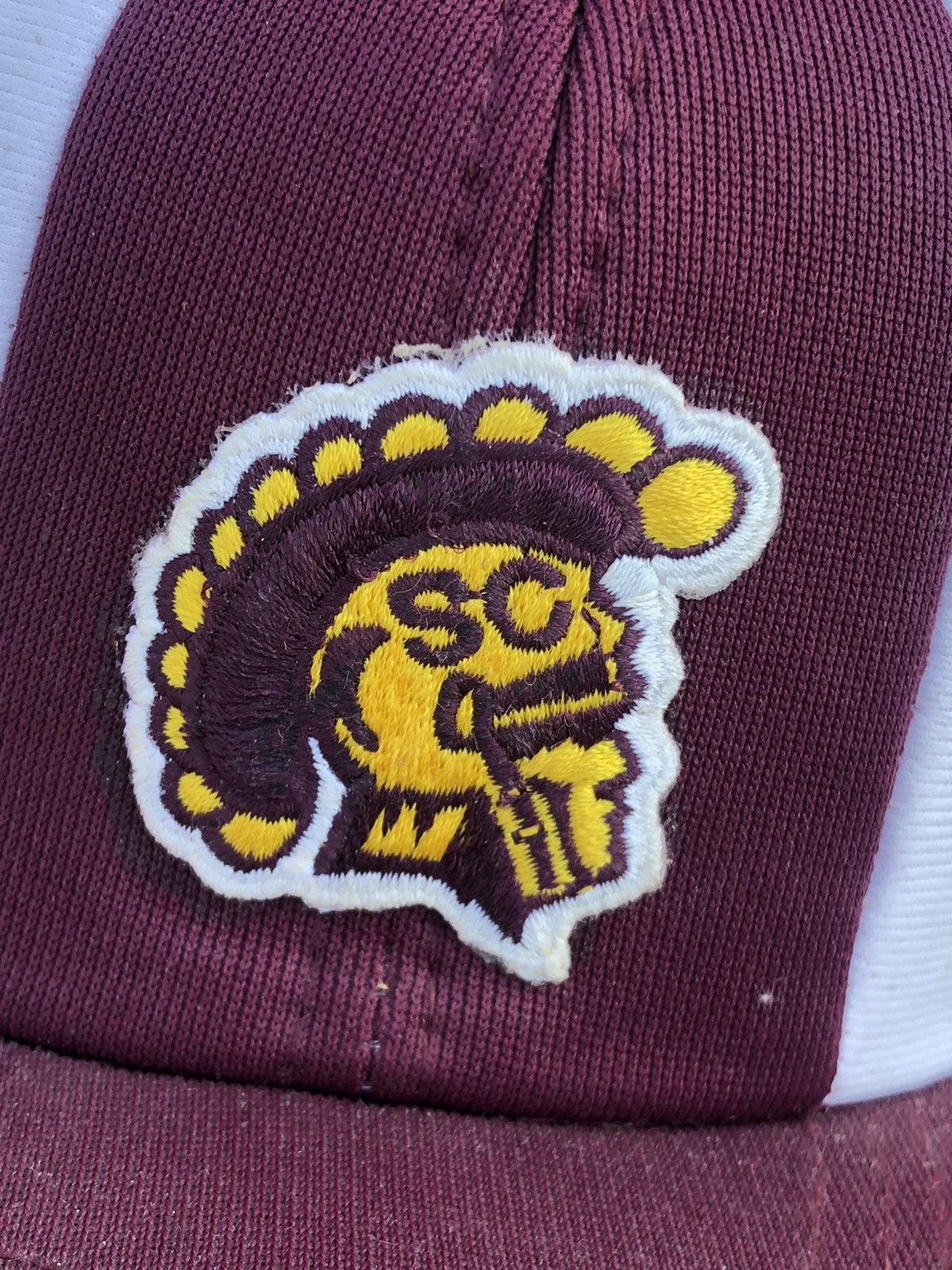 Vintage Vintage 90s USC Trojans Trucker Cap Size ONE SIZE - 3 Thumbnail