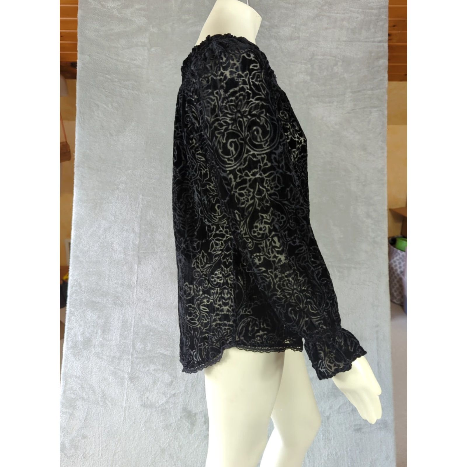 Vintage Knox Rose Black Burnout Velvet Long Sleeve Top Balloon Sleeve Round Neck Floral Flocked Velvet Blouse Women L Pullover Fashion Casual Party/Cocktail Size L / US 10 / IT 46 - 4 Thumbnail