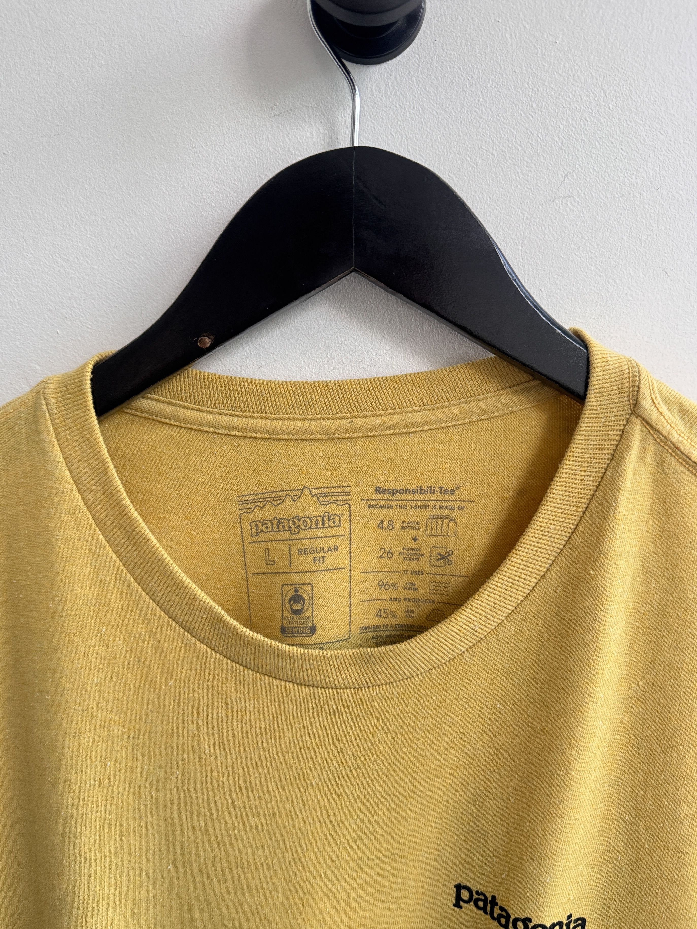 Patagonia Patagonia Logo T-Shirt Size US L / EU 52-54 / 3 - 6 Thumbnail