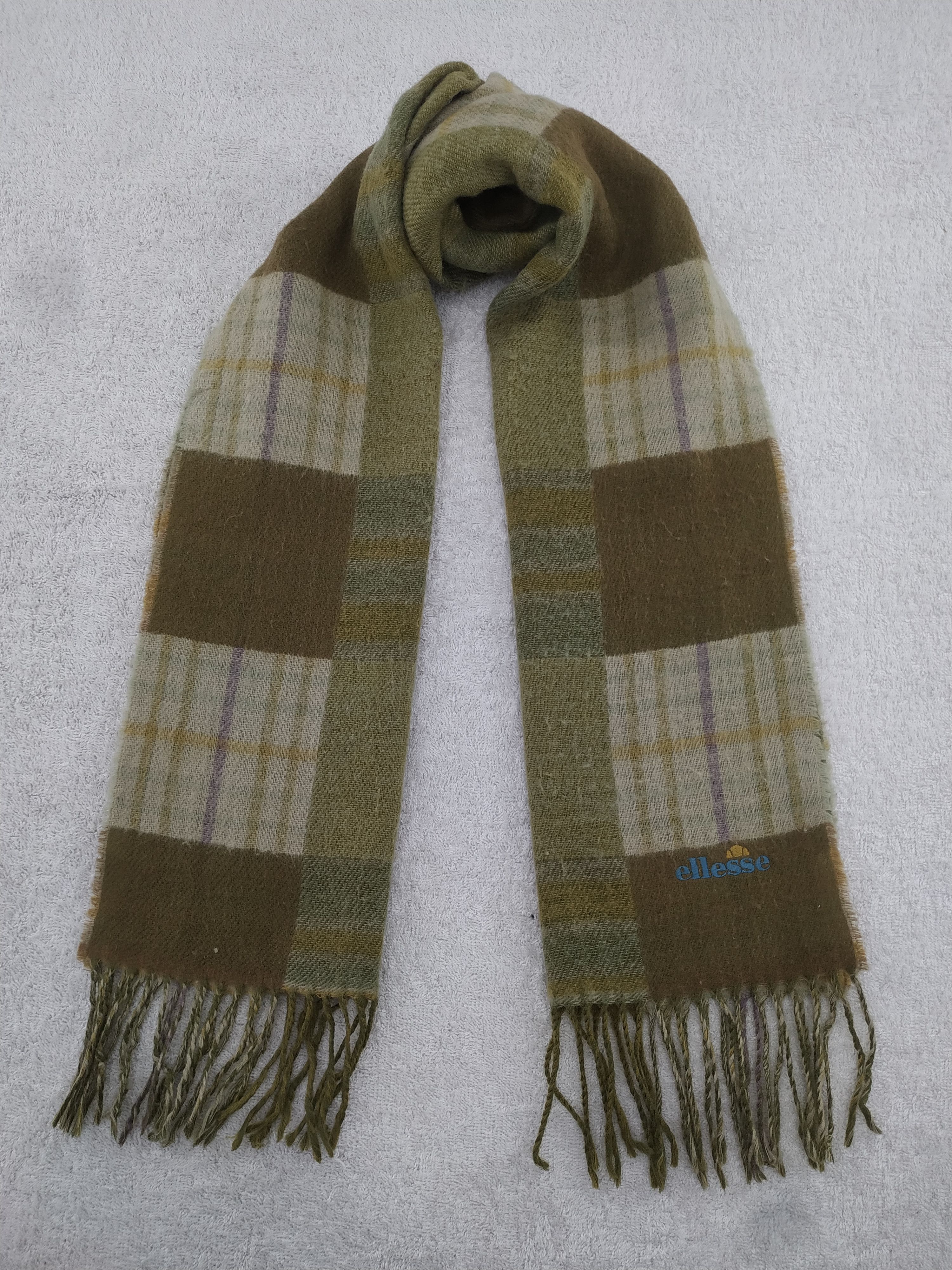 Vintage Ellesse Scarf/Muffler/Neckwear MF526