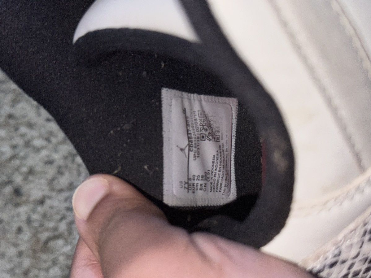 Jordan Brand Air Jordan 11 ‘Snakeskin Light Bone’ Size US 7 / EU 40 - 7 Thumbnail