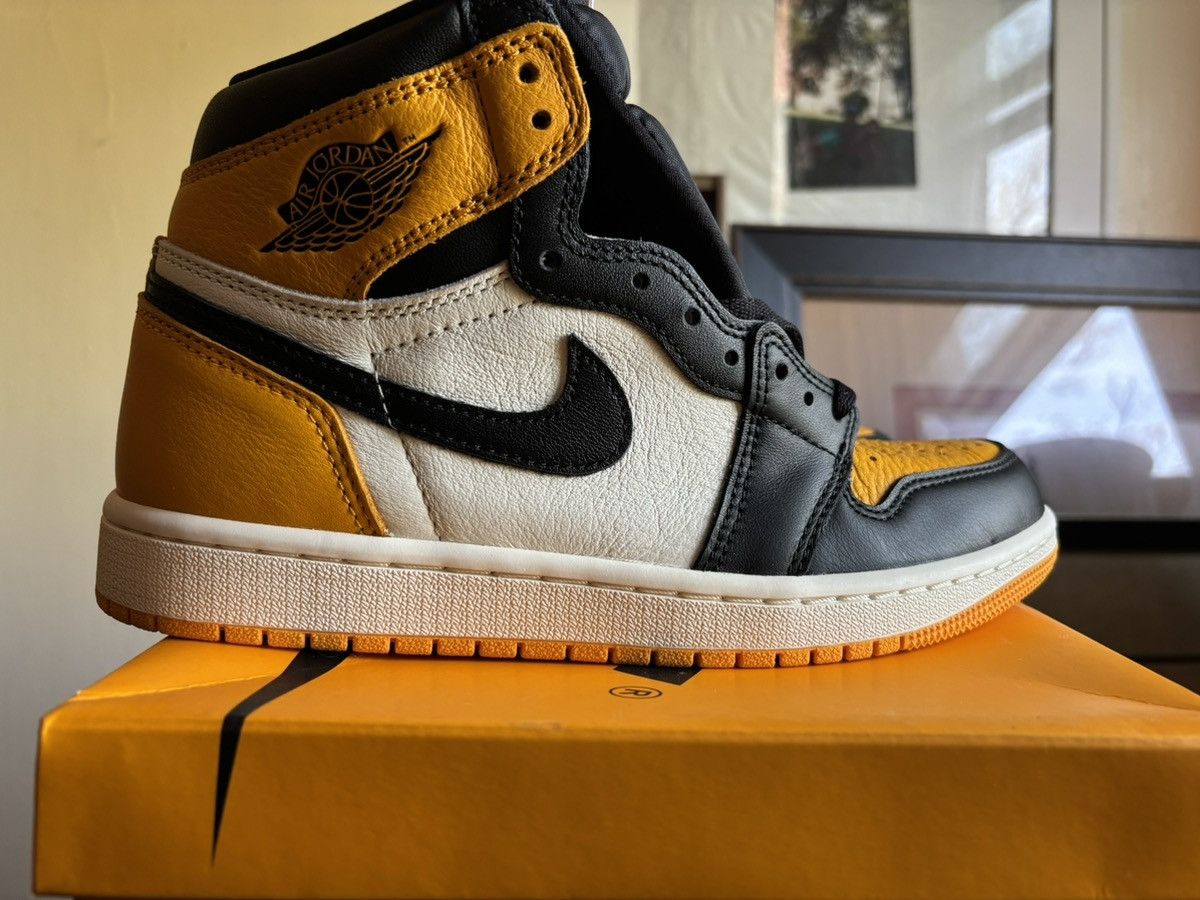 Nike Air Jordan 1 retro high oh Size US 7 / EU 40 - 1 Thumbnail
