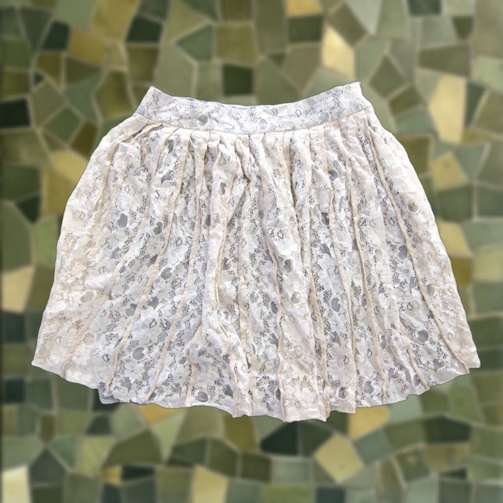Vintage Sundance Cotton Ivory Blue Lace Floral Pleated A-Line Pettiskirt Women 8 Size 30" / US 8 / IT 44 - 1 Thumbnail