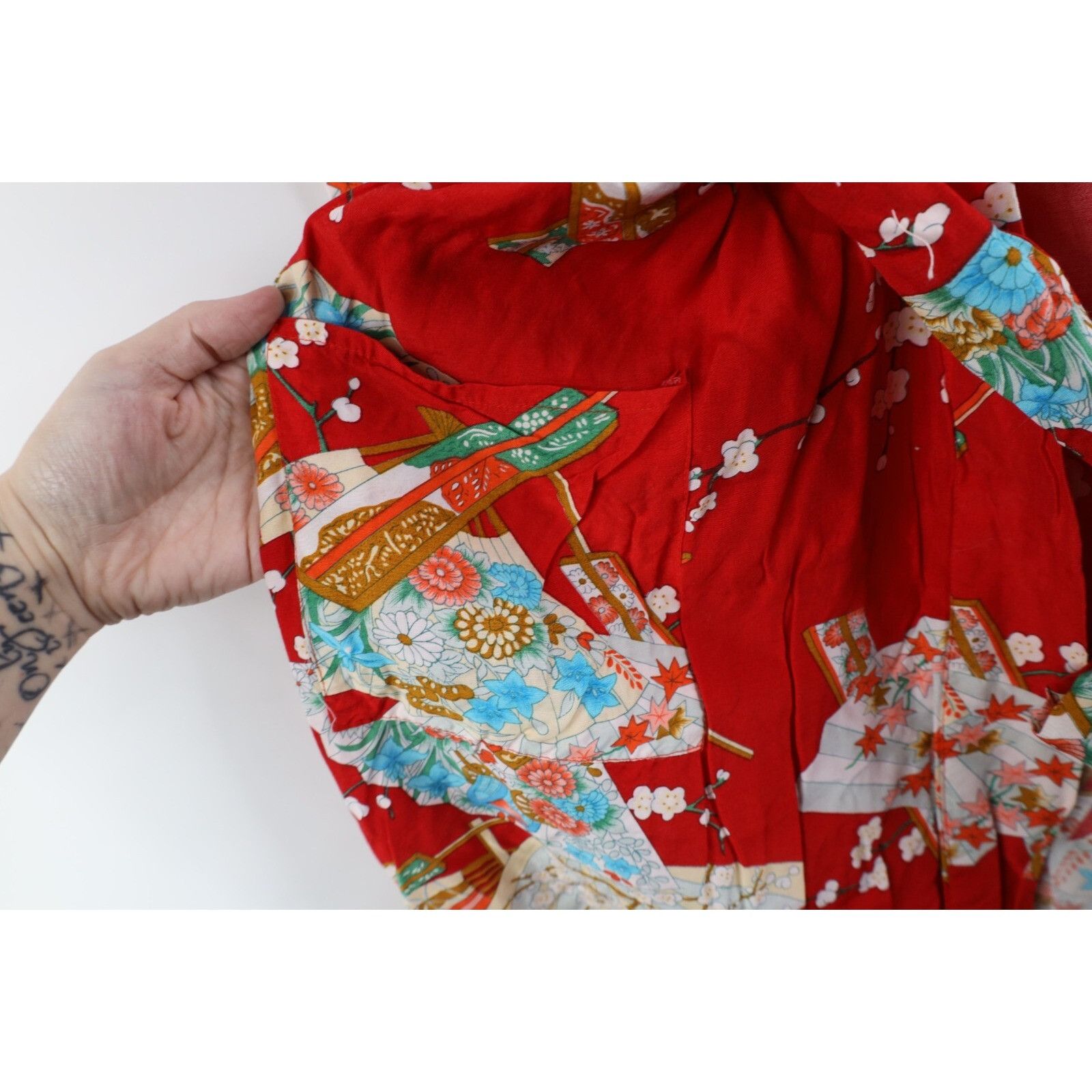 Vintage Vintage 90s Streetwear Rayon Japan Belted Kimono Robe Size L / US 10 / IT 46 - 7 Thumbnail