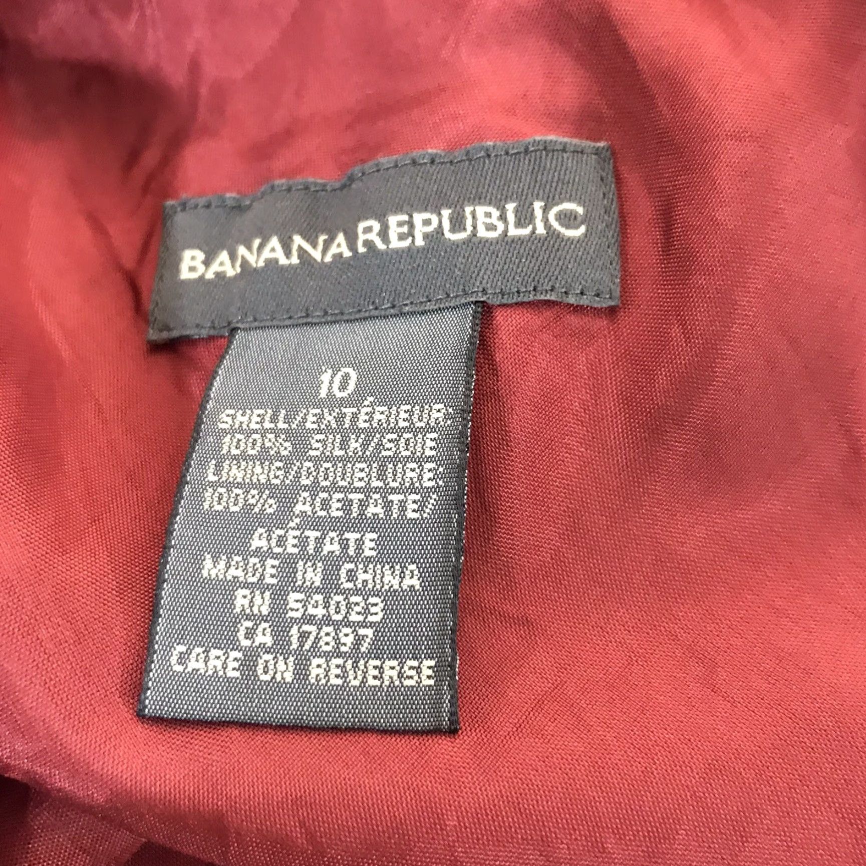 Banana Republic BANANA REPUBLIC Silk Pull On Skirt Knee Length Red Womens Size 10 Size 32" / US 10 / IT 46 - 3 Thumbnail