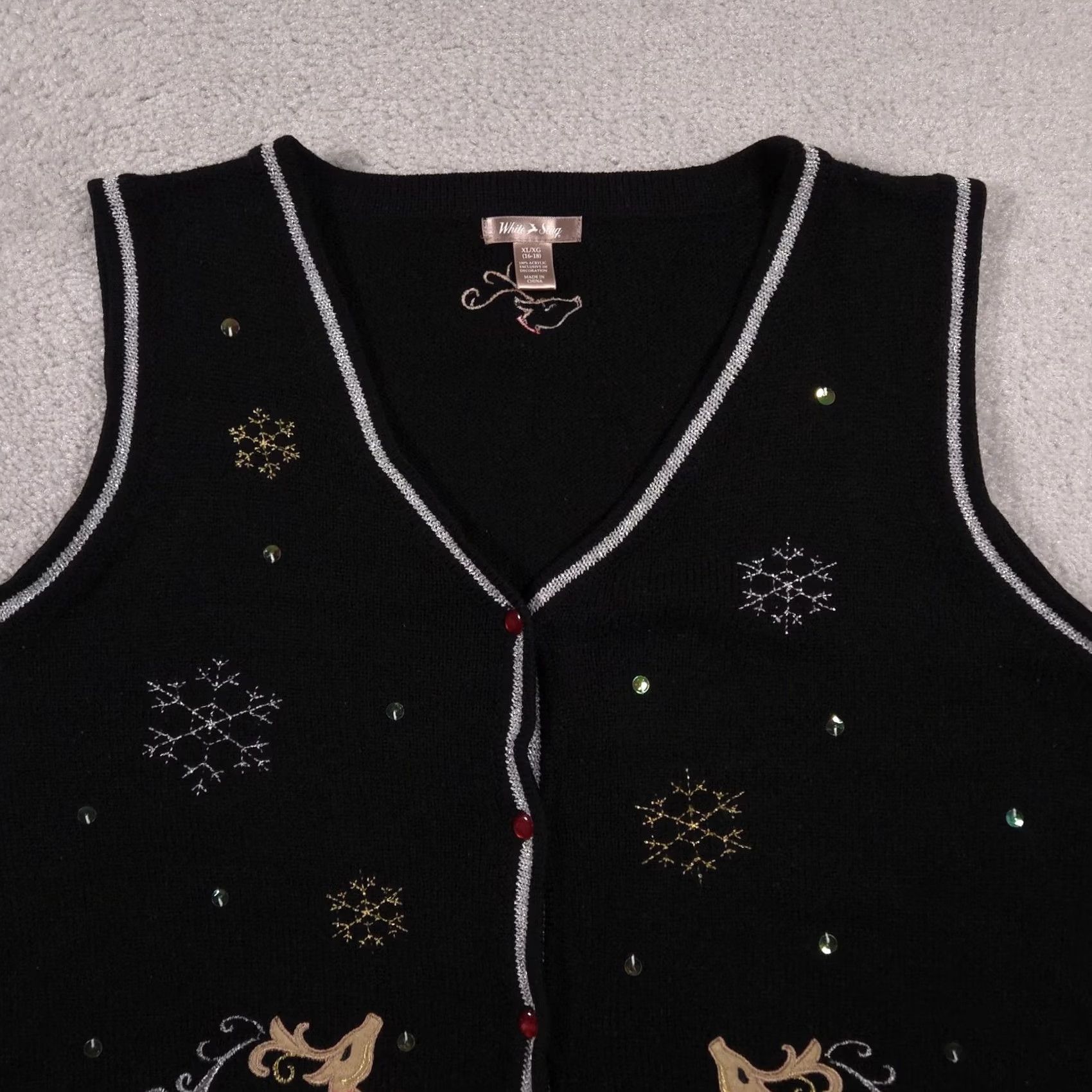Vintage VINTAGE White Stag Sweater Vest Womens XL Black Christmas Reindeer Sequin Button V Neck Size XL / US 12-14 / IT 48-50 - 3 Thumbnail
