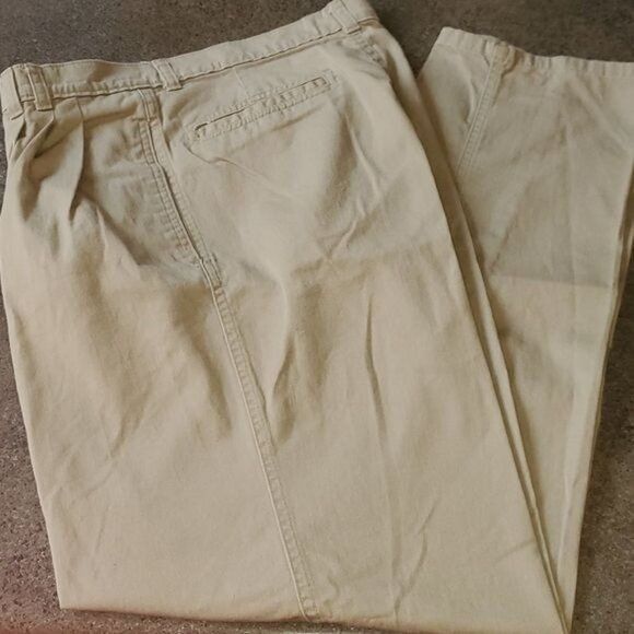 Bugle Boy Bugle Boy Vintage Sz. 31x32 Beige Pleated & Pocketed Pants Size US 31 - 4 Thumbnail