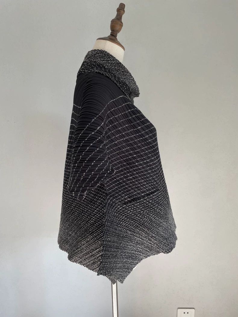 Issey Miyake Issey Miyake size:2 A grey main line mixed wool cardigan Size XS / US 0-2 / IT 36-38 - 7 Thumbnail