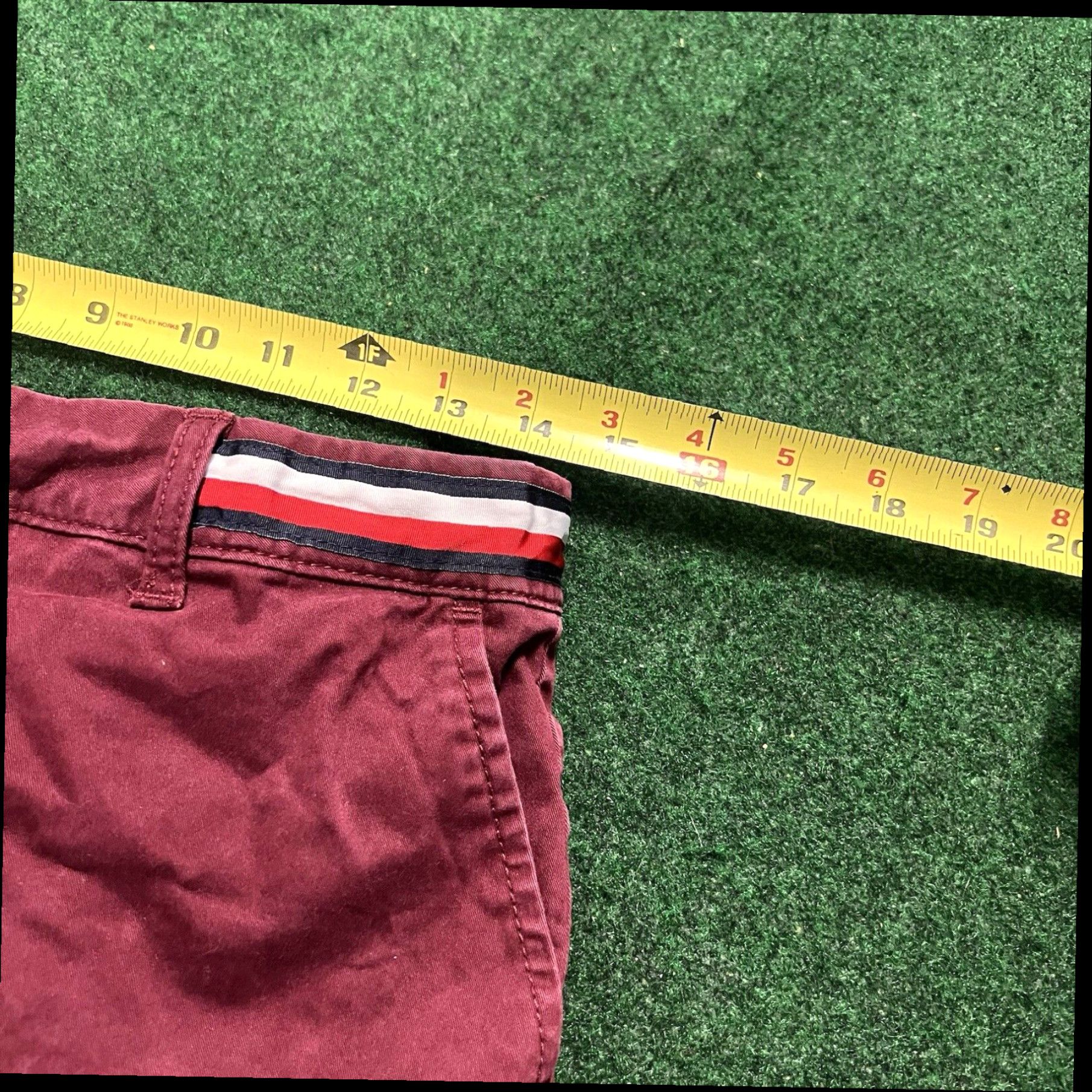 Tommy Hilfiger TOMMY HILFIGER Womens Size 4 Red 100% Cotton Flat Front Chino Shorts Size 27" / US 4 / IT 40 - 6 Thumbnail