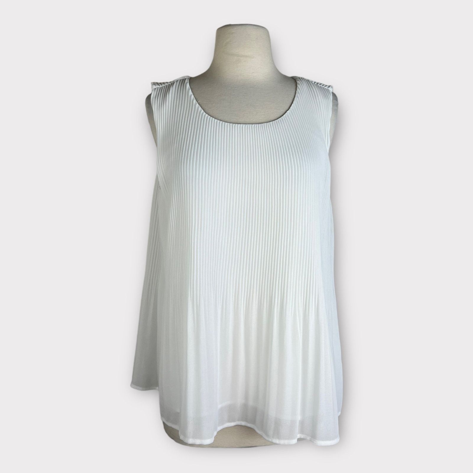 Nordstrom Pleione Sleeveless Pleated Flare Hem Blouse Top Size S / US 4 / IT 40 - 2 Thumbnail