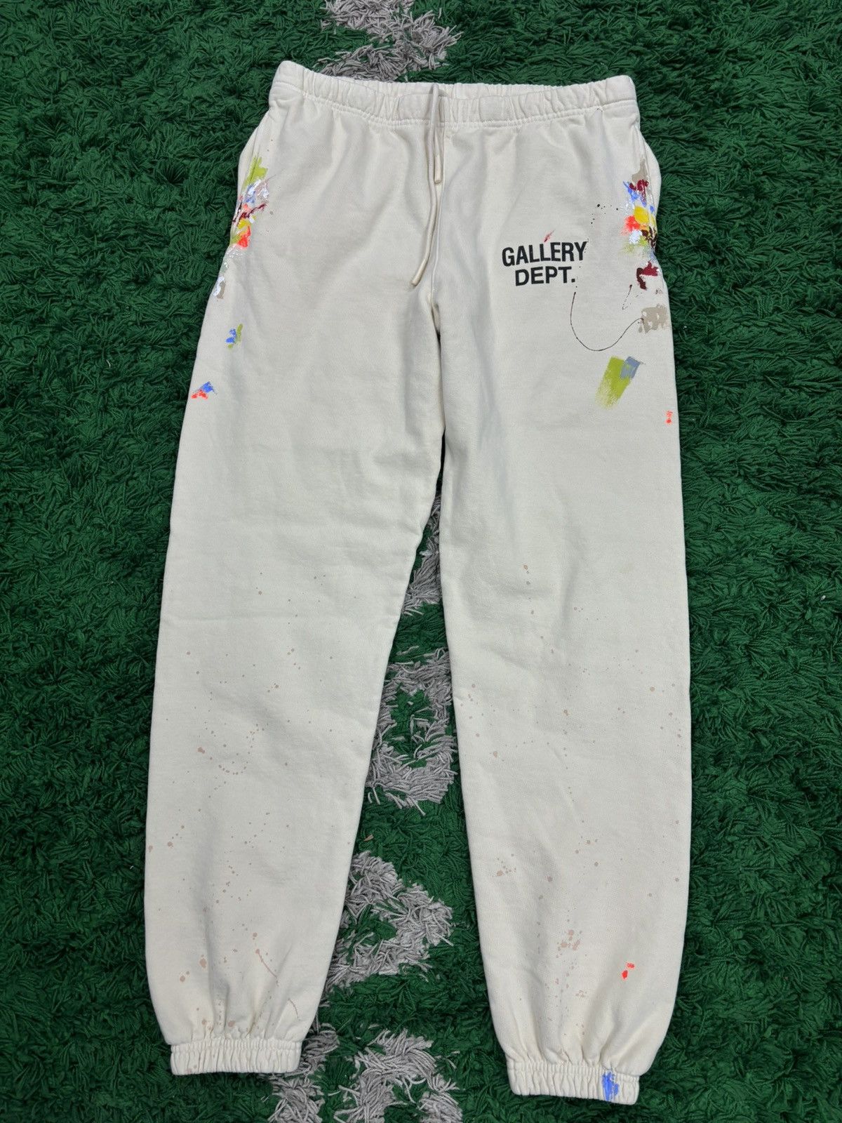 image of Gallery Dept Sweatpants Cream Paint Splatter, Men's (Size 36)