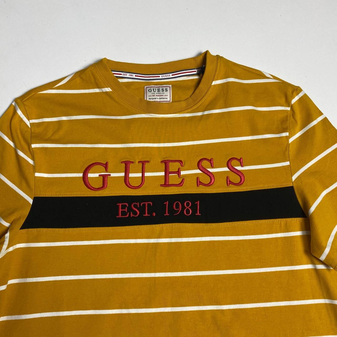 Guess Guess T-shirt Size:XS Size US XS / EU 42 / 0 - 3 Thumbnail