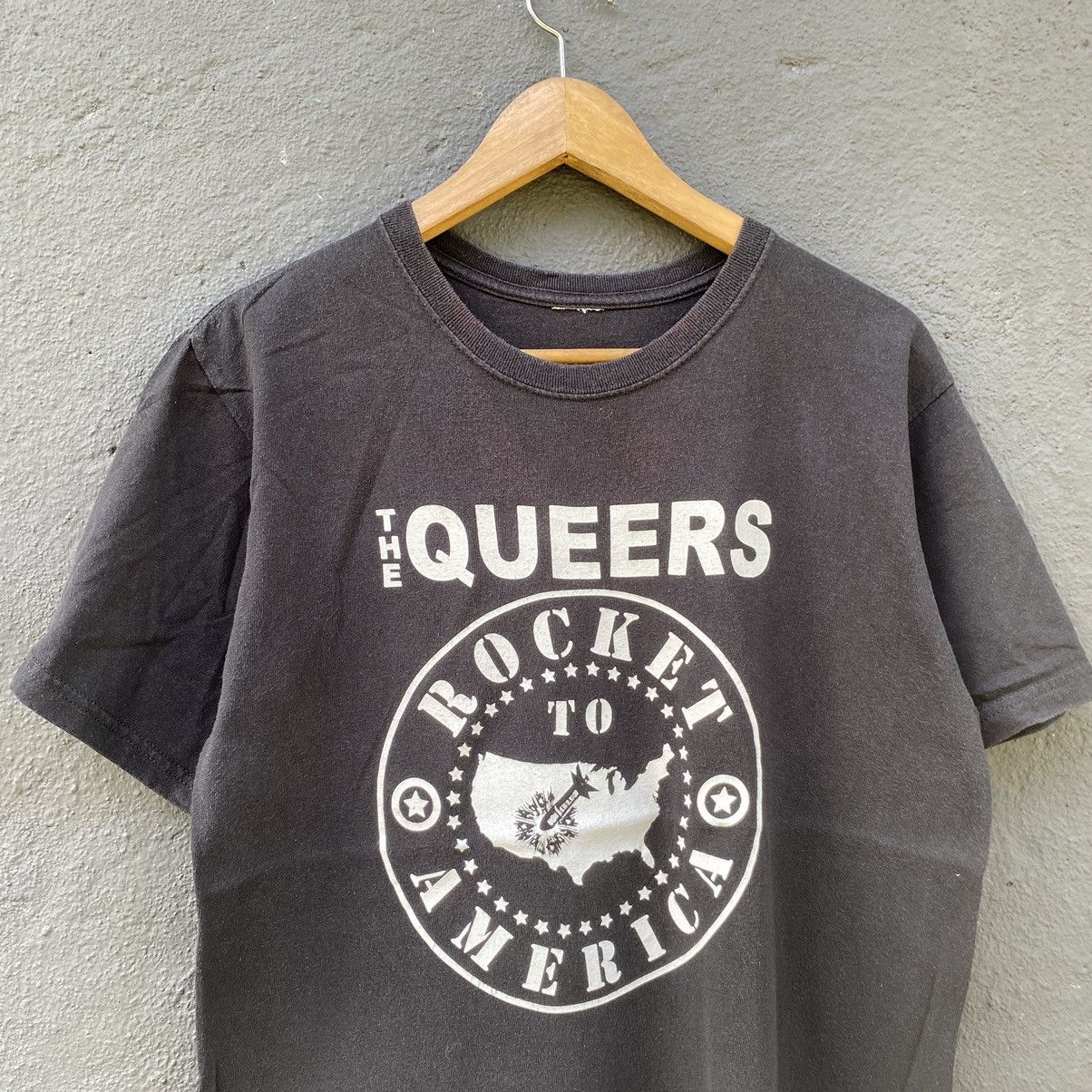 Band Tees Thrashed Faded Vintage Y2K The Queers Punk Band ERD GRUNGE T Size US M / EU 48-50 / 2 - 2 Thumbnail