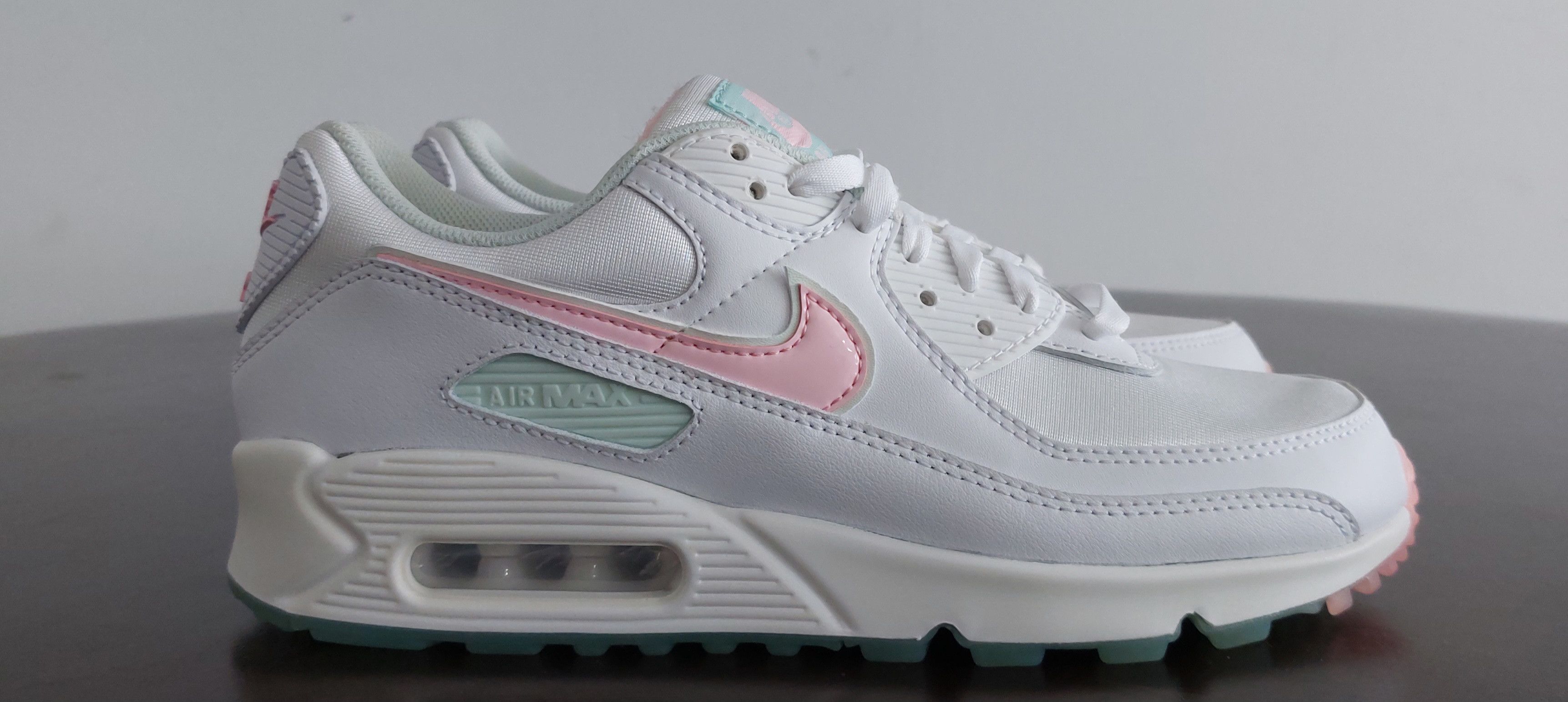 Nike Air Max 90 Essential Arctic Punch