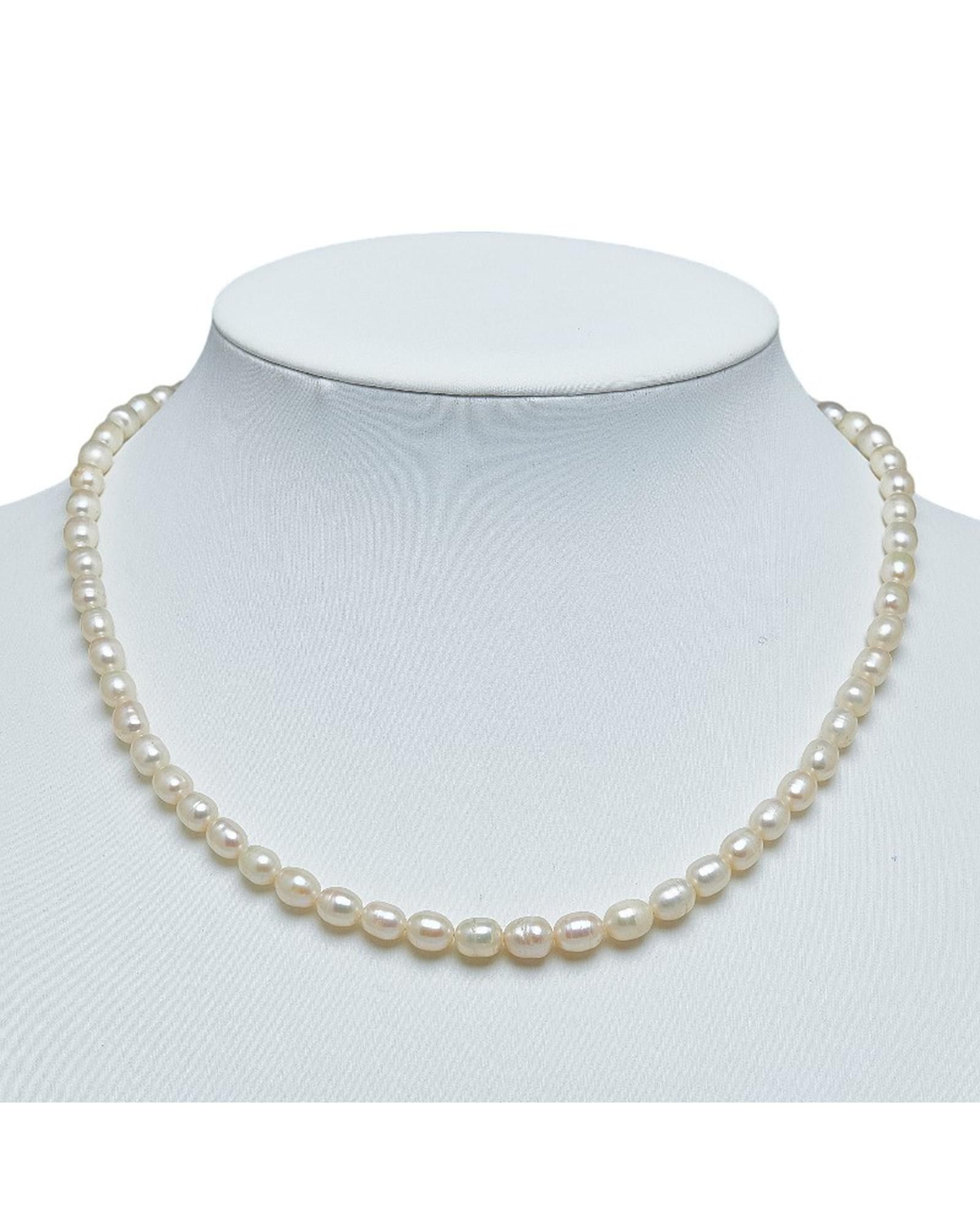 image of Classic Pearl Necklace Jewelry in White, Women's