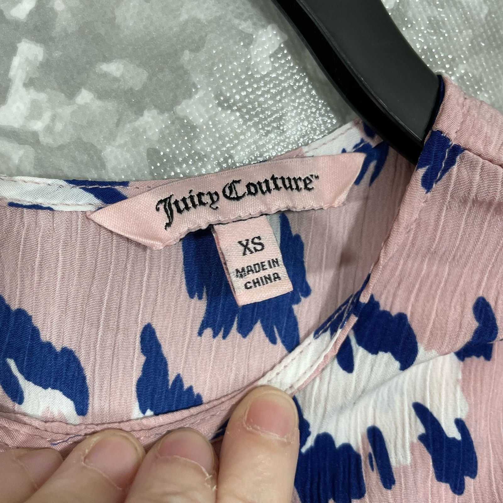 Juicy Couture Juicy Couture Pink Leopard Print Peasant Blouse - Size XS Size XS / US 0-2 / IT 36-38 - 4 Thumbnail