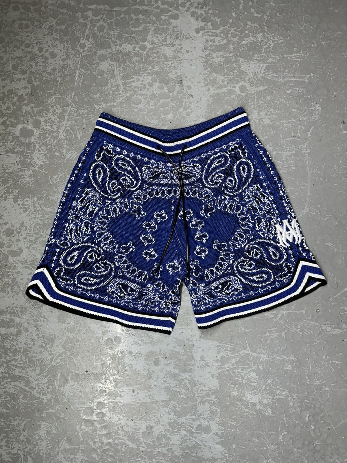 Amiri Amiri “Bandana” Blue/Black shorts small Size US 30 / EU 46 - 1 Thumbnail