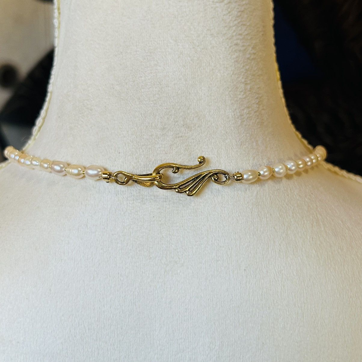 Handmade Handcrafted elegant genuine fresh water pendant necklace Size ONE SIZE - 4 Thumbnail