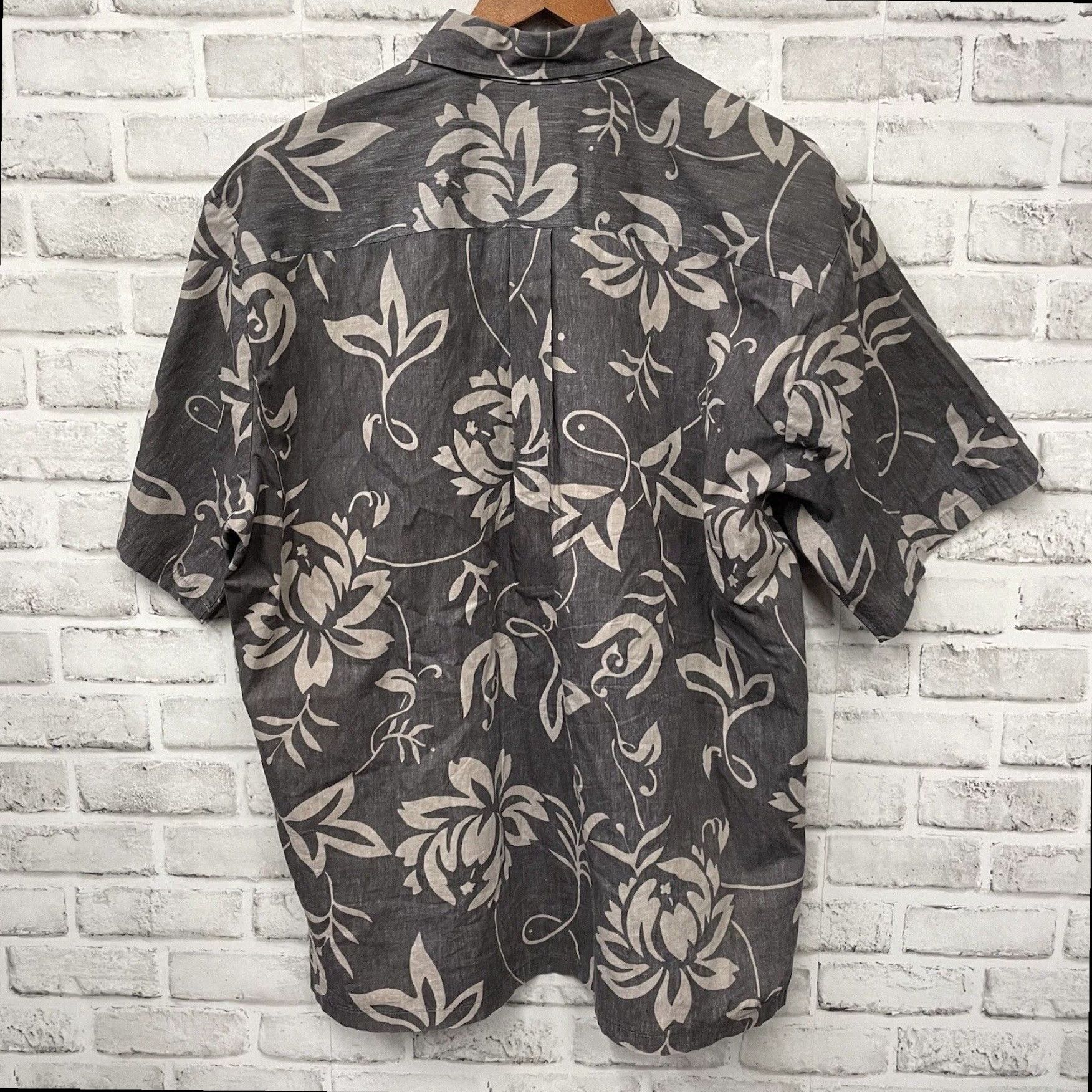 Vintage VINTAGE Joe Kealuhas Gray Floral Print Short Sleeve Hawaiian Button Down Shirt Mens XL USA Size US XL / EU 56 / 4 - 5 Thumbnail