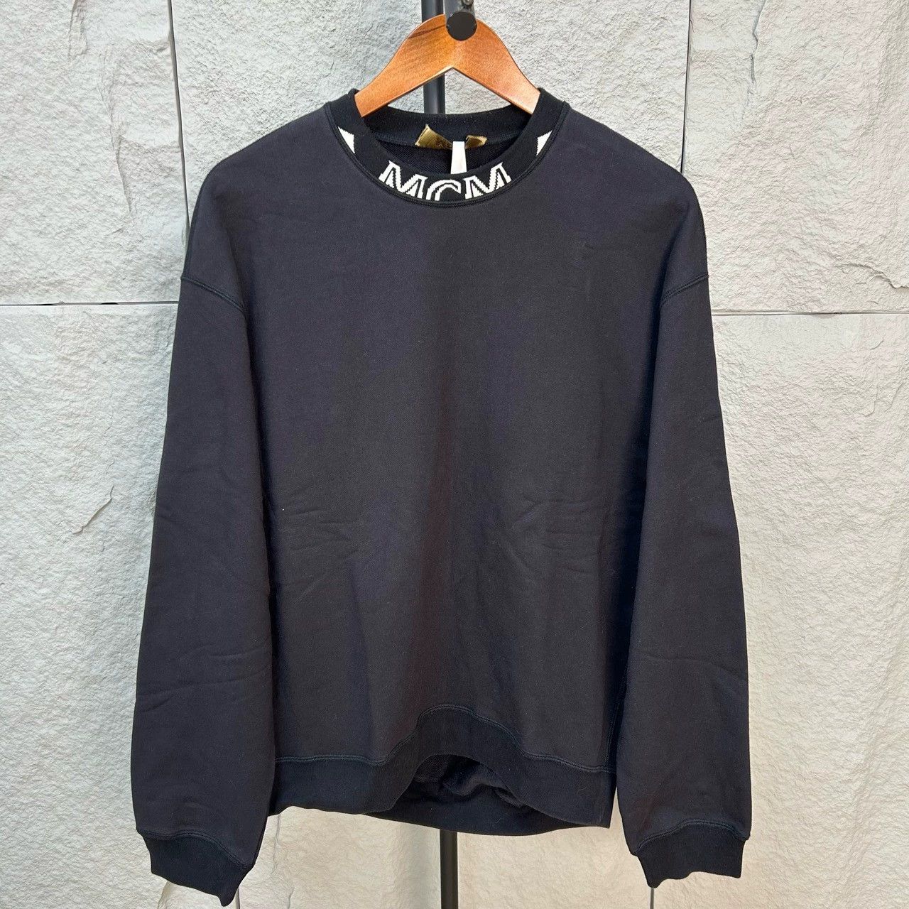 MCM MCM Black Logo Sweatshirt Size 165/84A Size US M / EU 48-50 / 2 - 1 Thumbnail