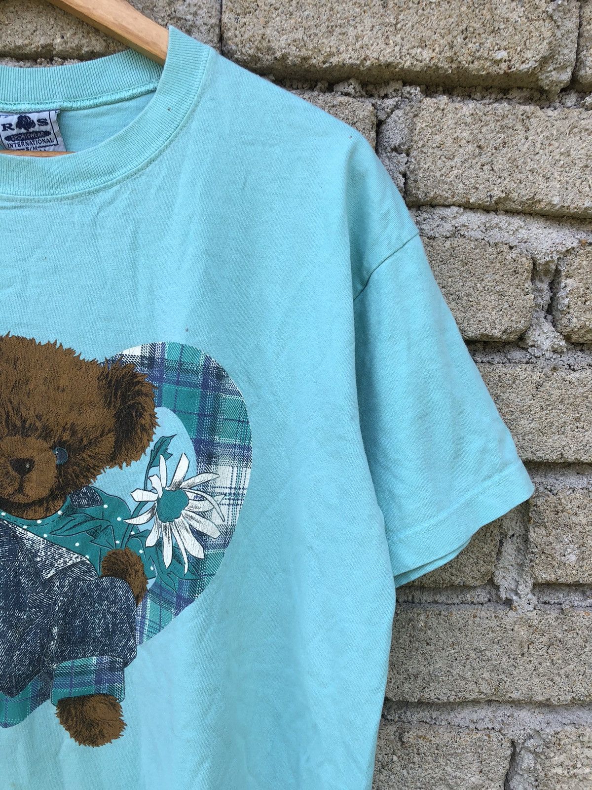Vintage Vintage 90s Teddy Bear Art Tshirt Size US L / EU 52-54 / 3 - 6 Thumbnail