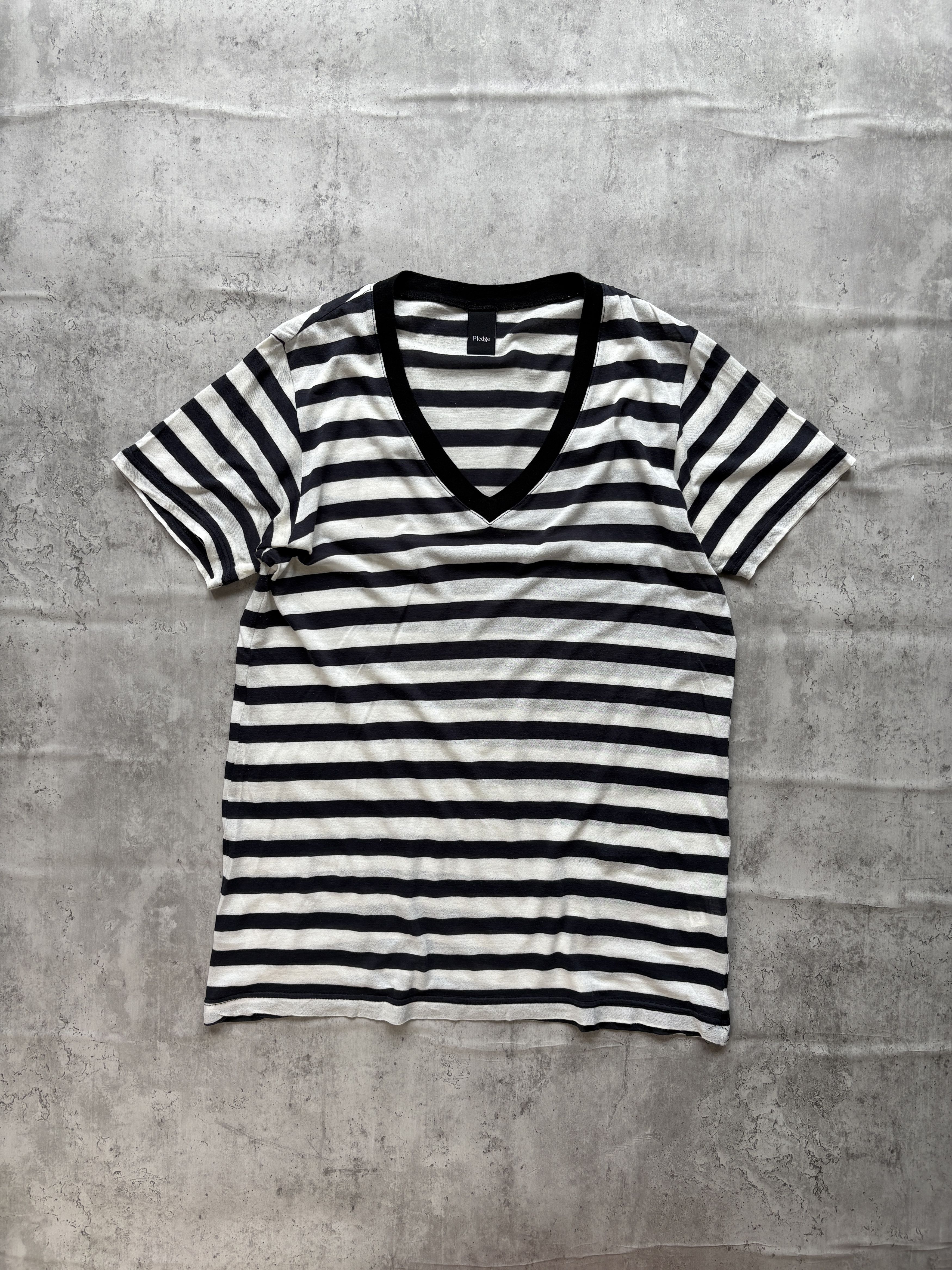 Pledge Japanese Archive Pledge V-Neck T-shirt Size US M / EU 48-50 / 2 - 1 Thumbnail