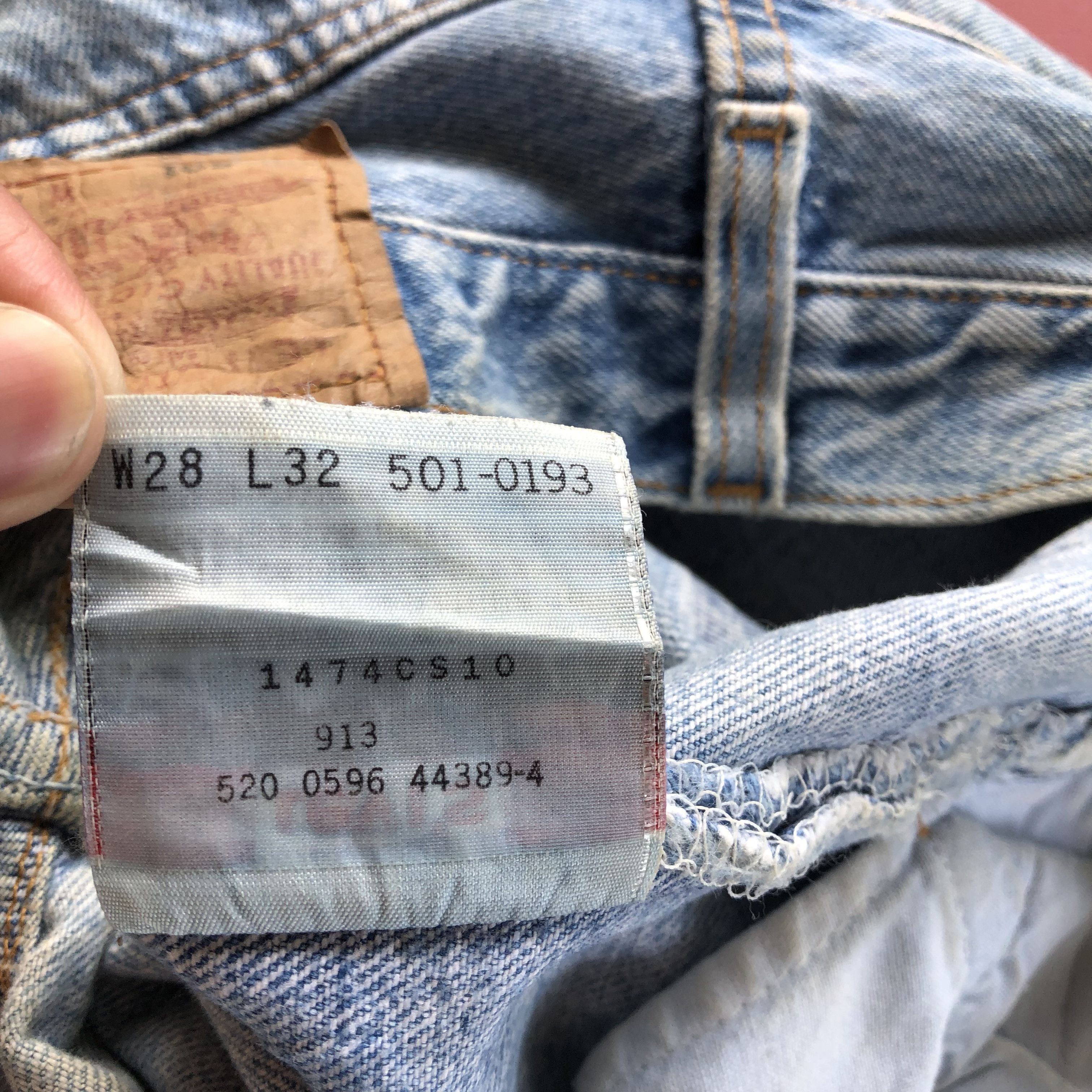 Levi's Vintage Levis 501 Jeans Dirty Levi's Faded Stone Wash Denim Size 26" / US 2 / IT 38 - 10 Thumbnail