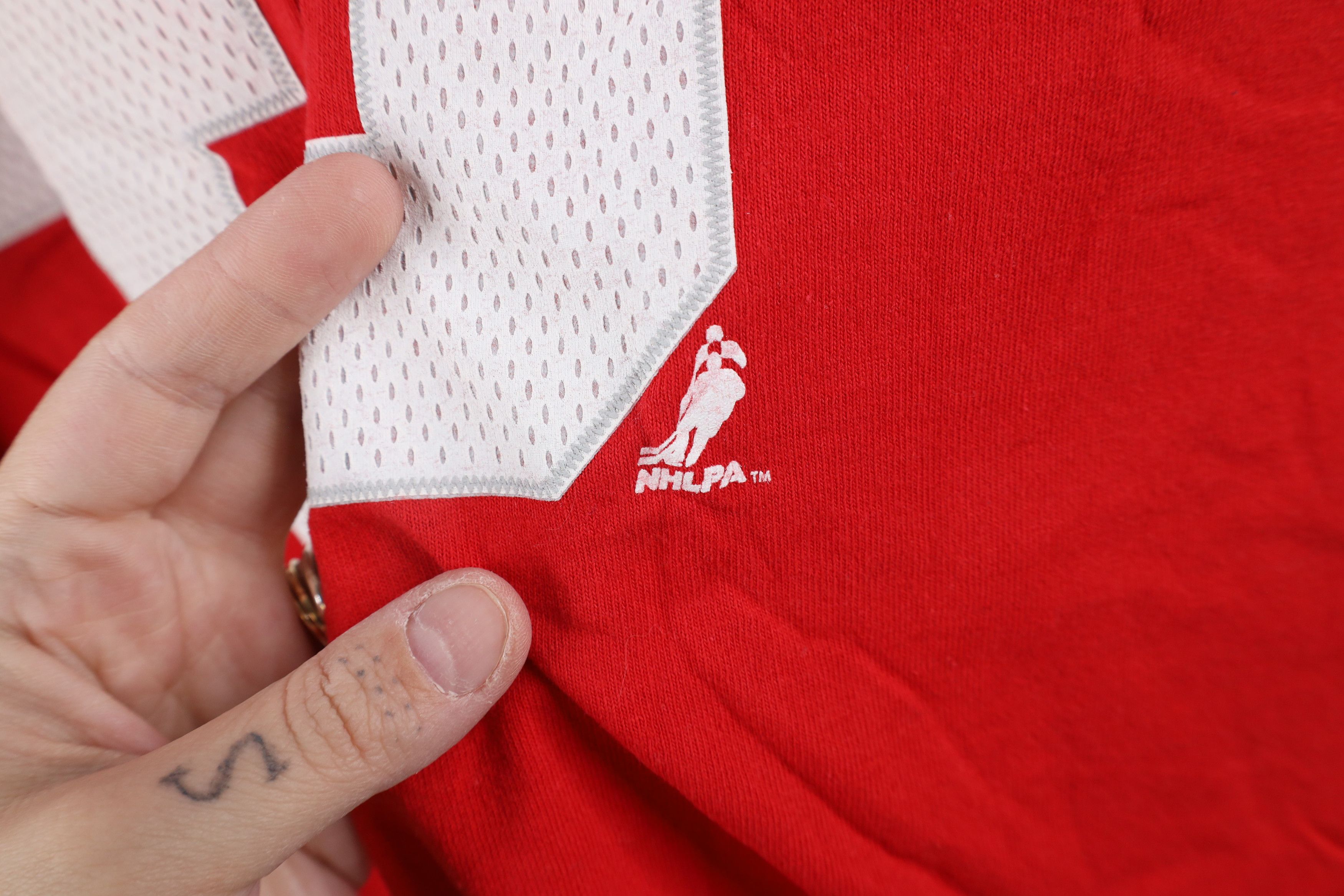 Reebok × Vintage Vintage Reebok Detroit Red Wings Hockey Jersey T-Shirt Size US XL / EU 56 / 4 - 11 Thumbnail