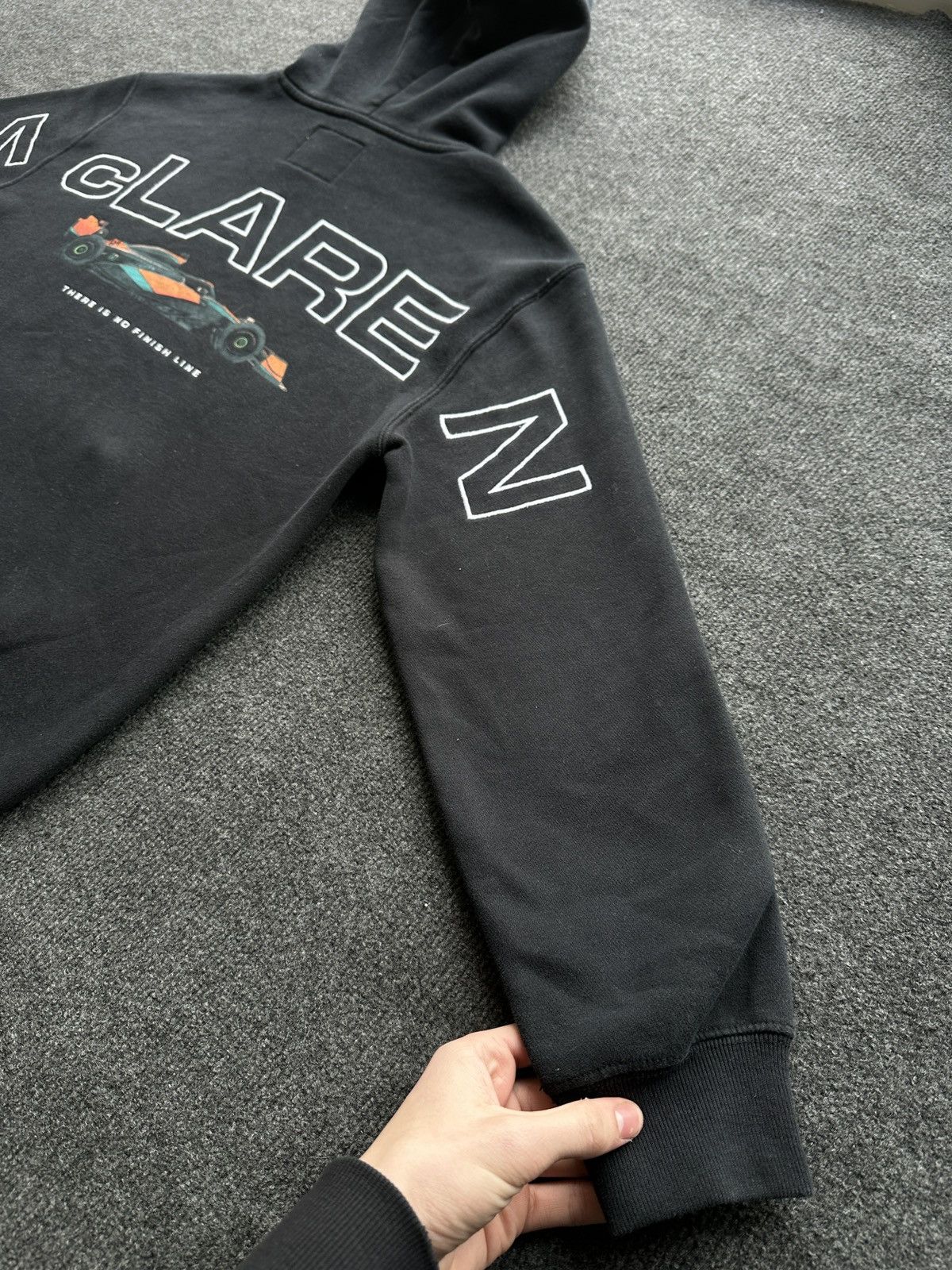 Hollister 🚨MCLAREN BIG LOGO HOODIE FORMULA 1 TEAM MEN Size US XS / EU 42 / 0 - 12 Thumbnail