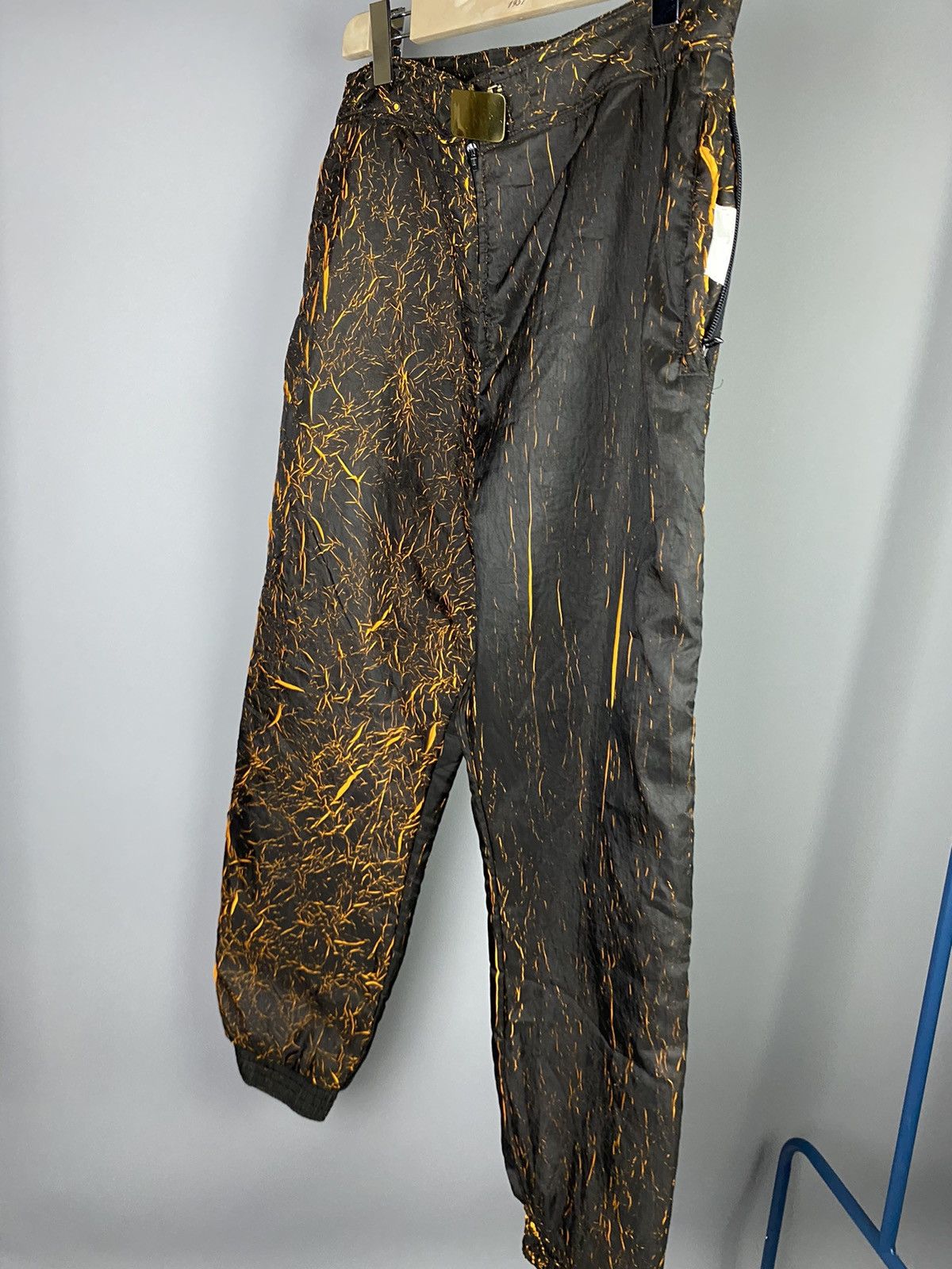 Japanese Brand × Vintage Vintage Graphic Nylon Pants with Abstract Orange Pattern Size US 32 / EU 48 - 3 Thumbnail