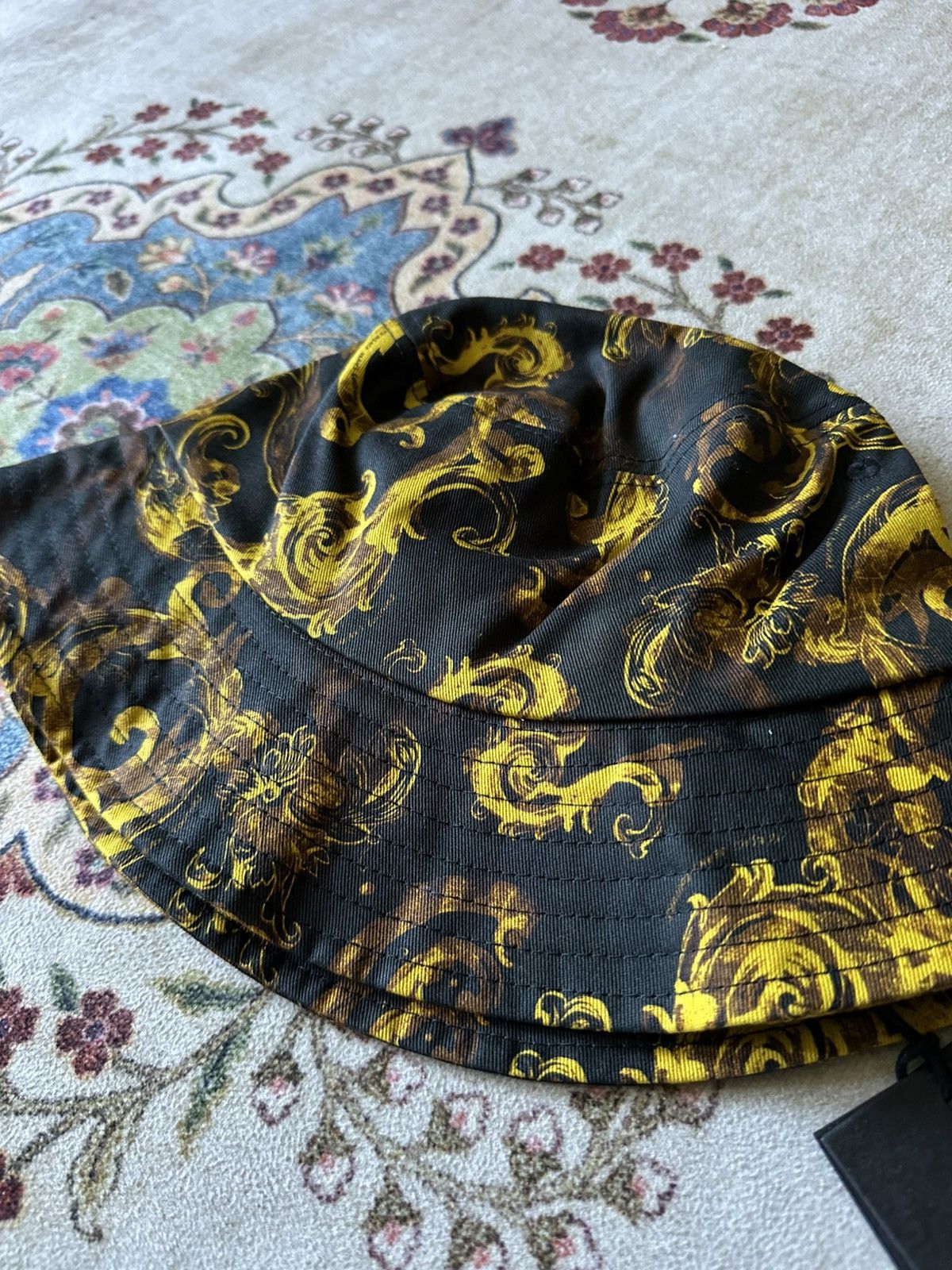 NEW VERSACE JEANS COUTURE “BAROCCO” BUCKLE HAT / PANAMA
