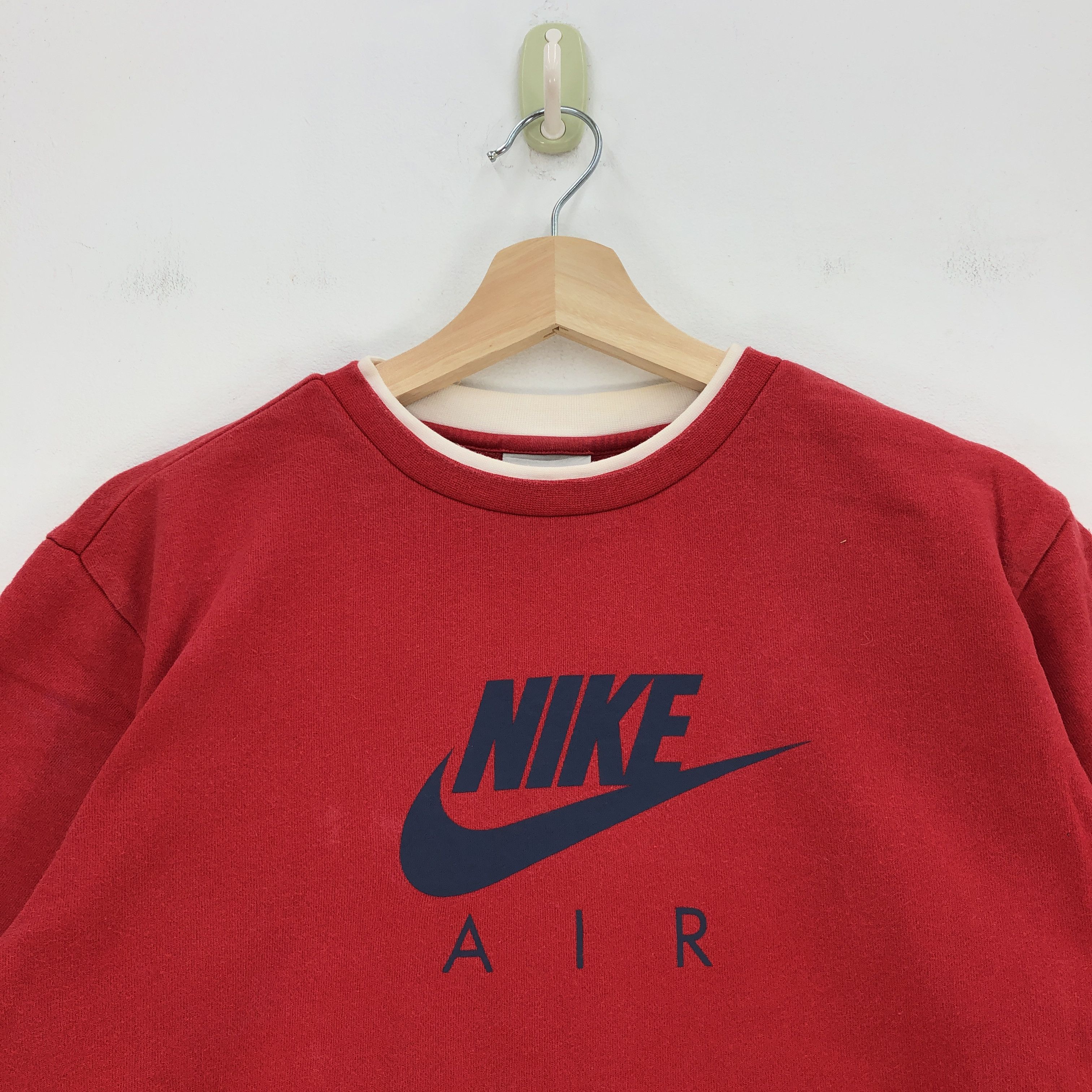 Nike Vintage Nike T Shirt Nike Swoosh Tees Nike ACG Tees Size US L / EU 52-54 / 3 - 5 Thumbnail