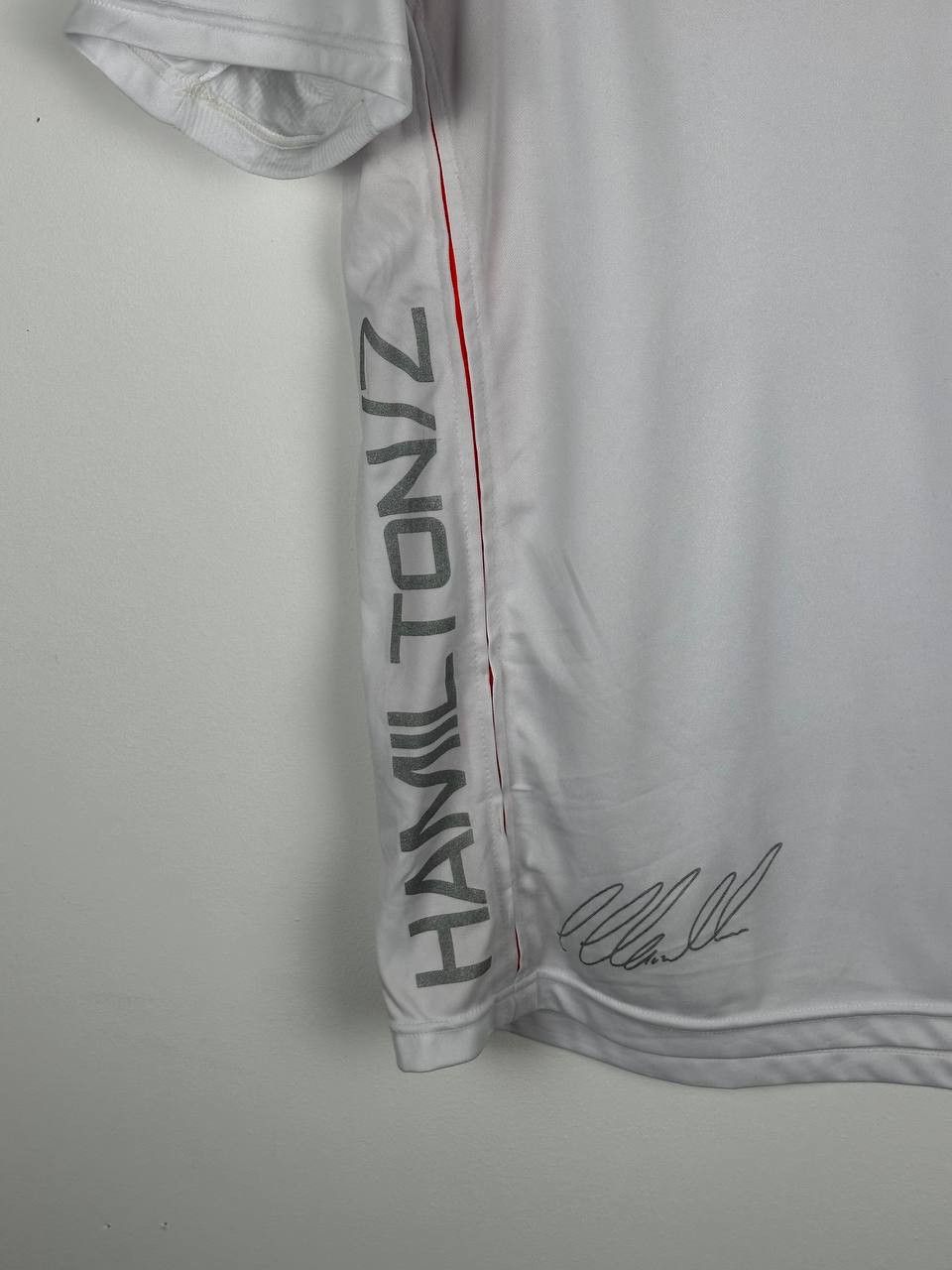 Formula 1 × Mercedes-Benz Mercedes Benz McLaren T-Shirt F1 Lewis Hamilton Vodafone Size US XL / EU 56 / 4 - 4 Thumbnail