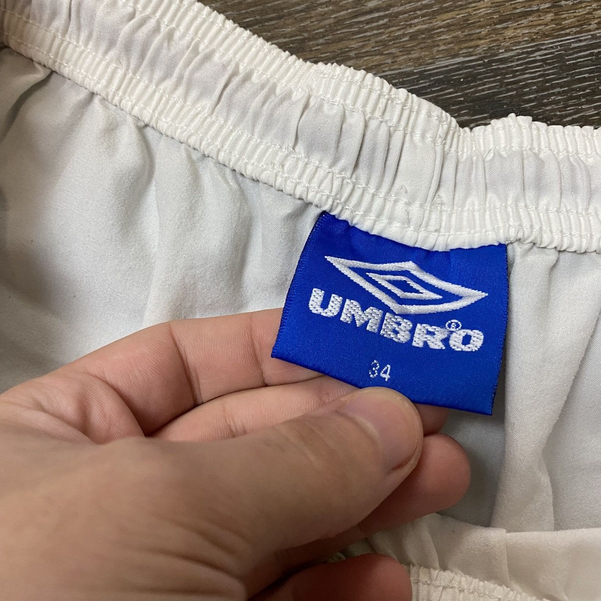Umbro 90s Manchester United Umbro Classic Shorts 34 SHARP Size US 34 / EU 50 - 6 Thumbnail