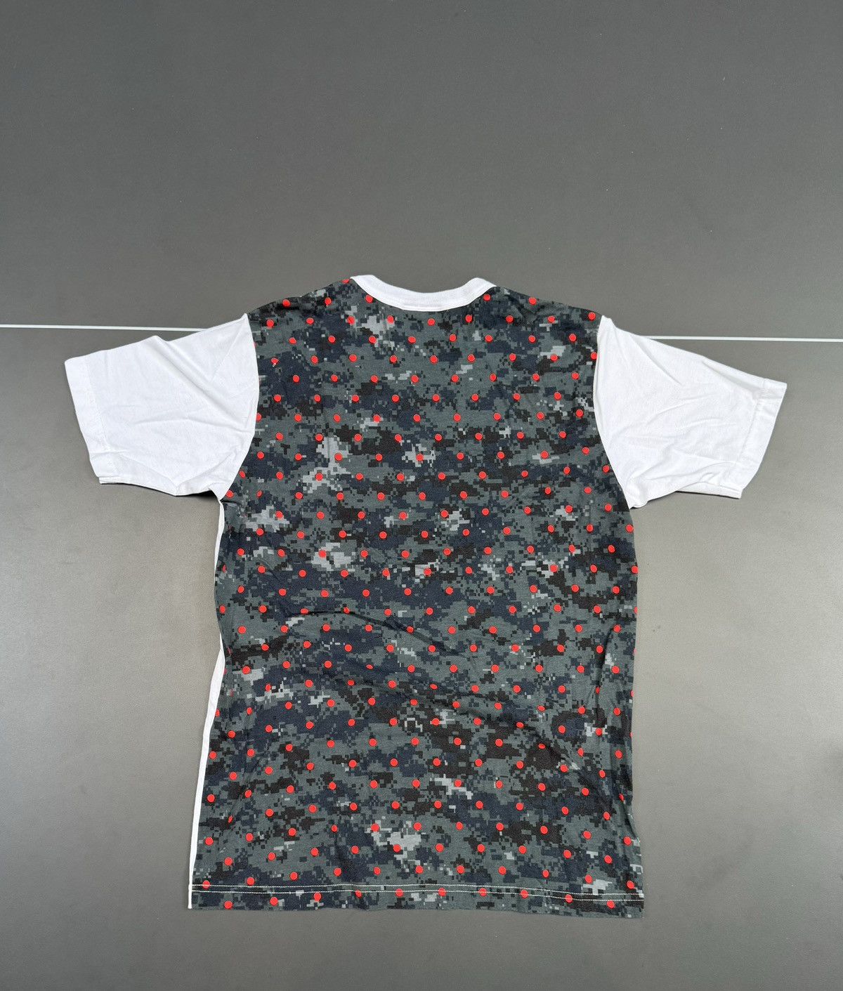 Comme des Garcons × Supreme Supreme x Comme des Garçons SS13 Box Logo T-Shirt Size US S / EU 44-46 / 1 - 2 Thumbnail