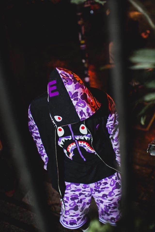Bape A BATHING APE TAIPEI 13th Anniversary SHARK FULL ZIP HOODIE Size US L / EU 52-54 / 3 - 11 Thumbnail