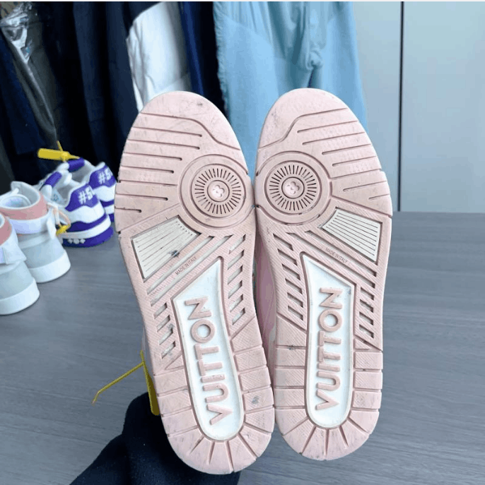 Louis Vuitton Louis Vuitton Low-Top Sneakers Size US 11.5 / IT 41.5 - 3 Thumbnail