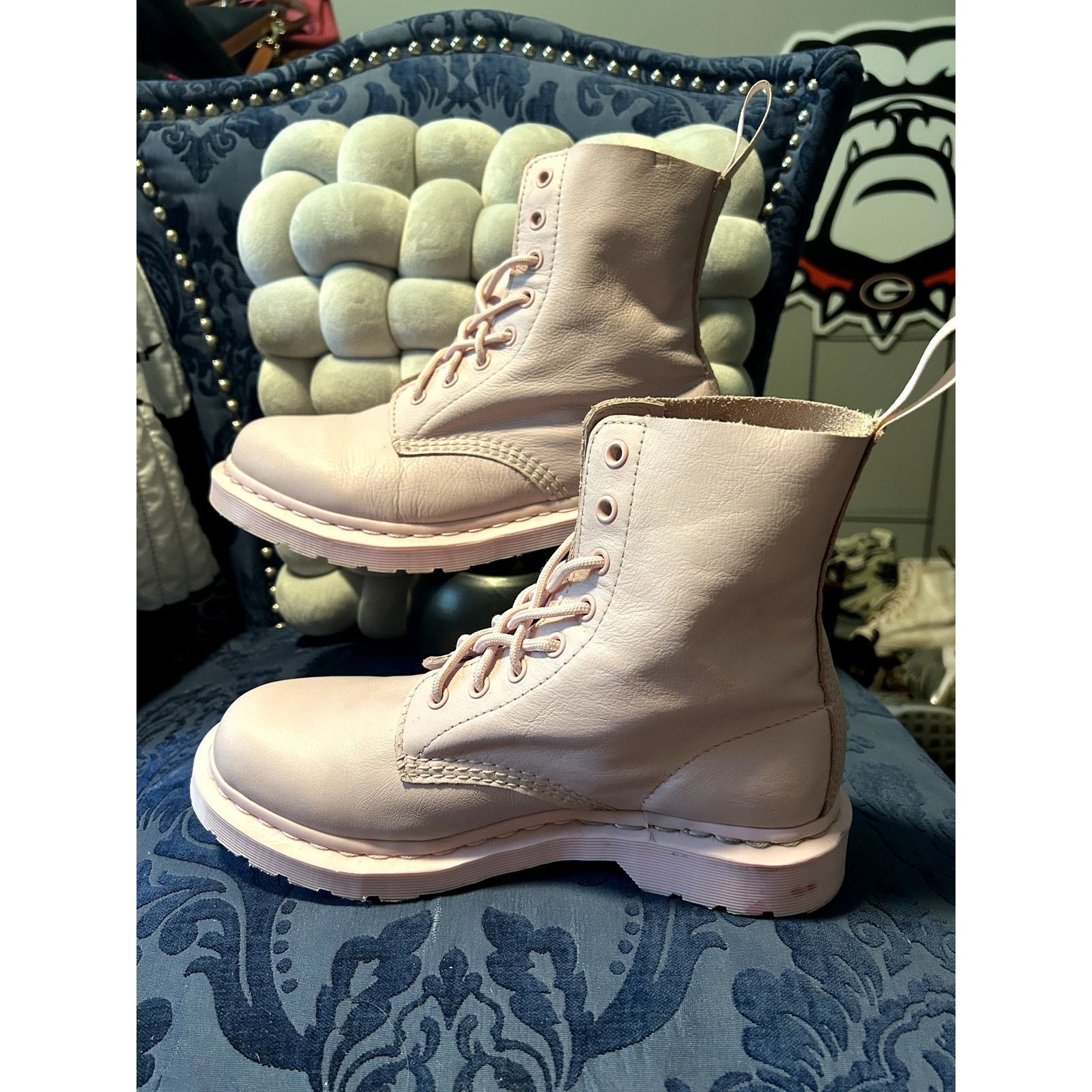 Dr. Martens Dr Martens Pscal Mono Baby Pink Soft Leather size 9/EU 41 Size US 9 / IT 39 - 2 Thumbnail