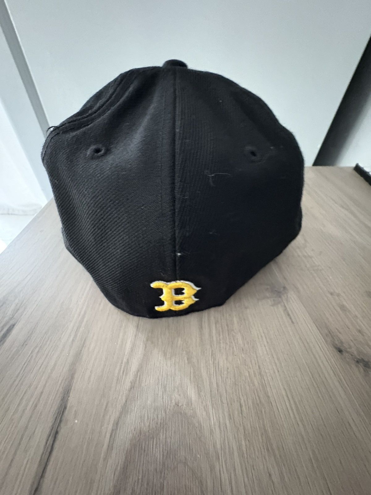 New Era New Era Ucla fitted hat size 7 1/8 Size ONE SIZE - 5 Thumbnail