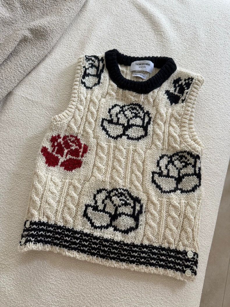 Thom Browne Thom Browne Floral Knit Sweater Vest - dmc Size US M / EU 48-50 / 2 - 1 Thumbnail