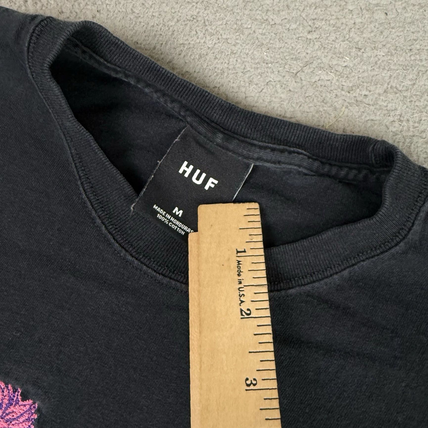 Huf Huf T Shirt Mens Medium Black Embroidered Floral Streetwear Distressed Casual Size US M / EU 48-50 / 2 - 6 Thumbnail