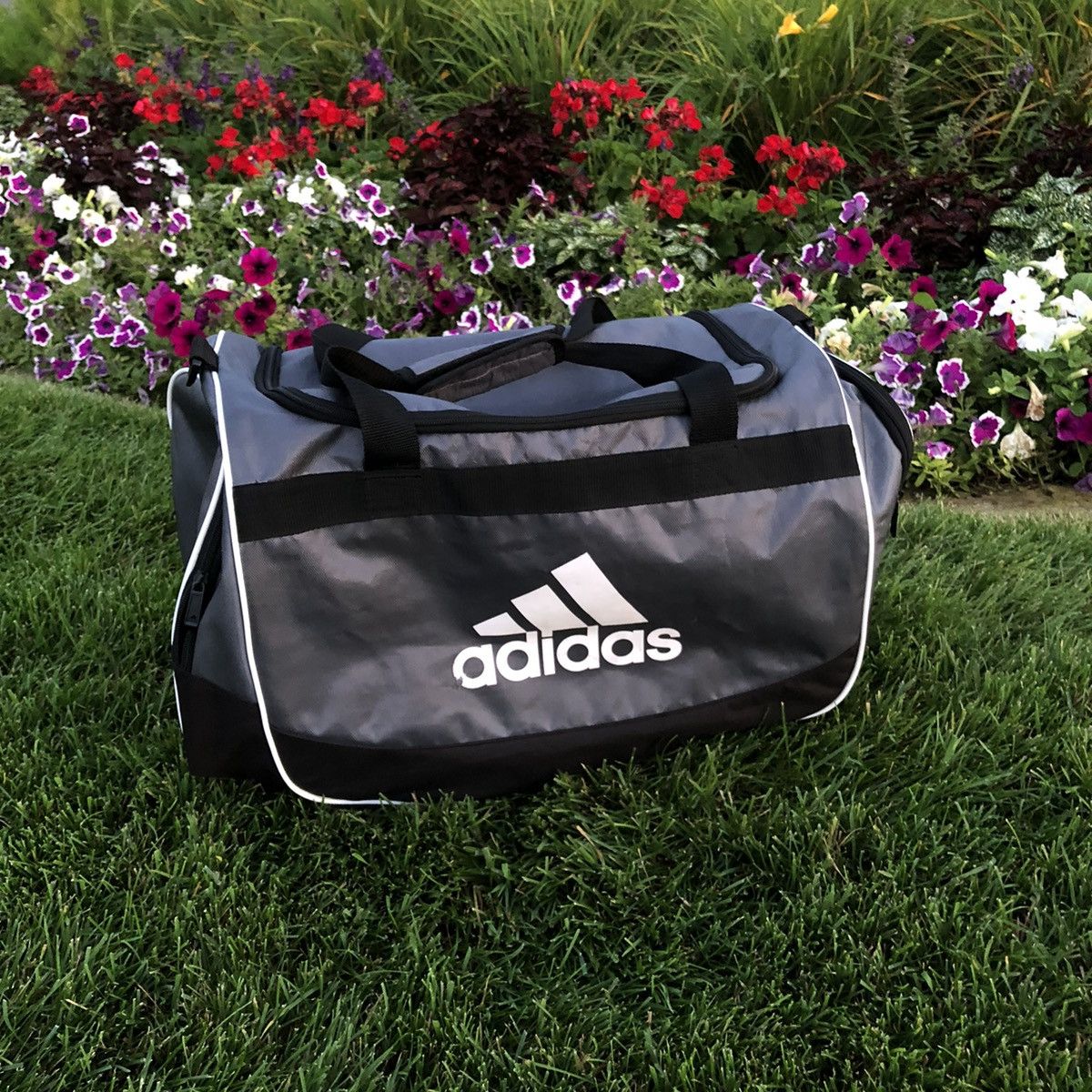 Adidas × Vintage Adidas duffle bag Size ONE SIZE - 1 Thumbnail