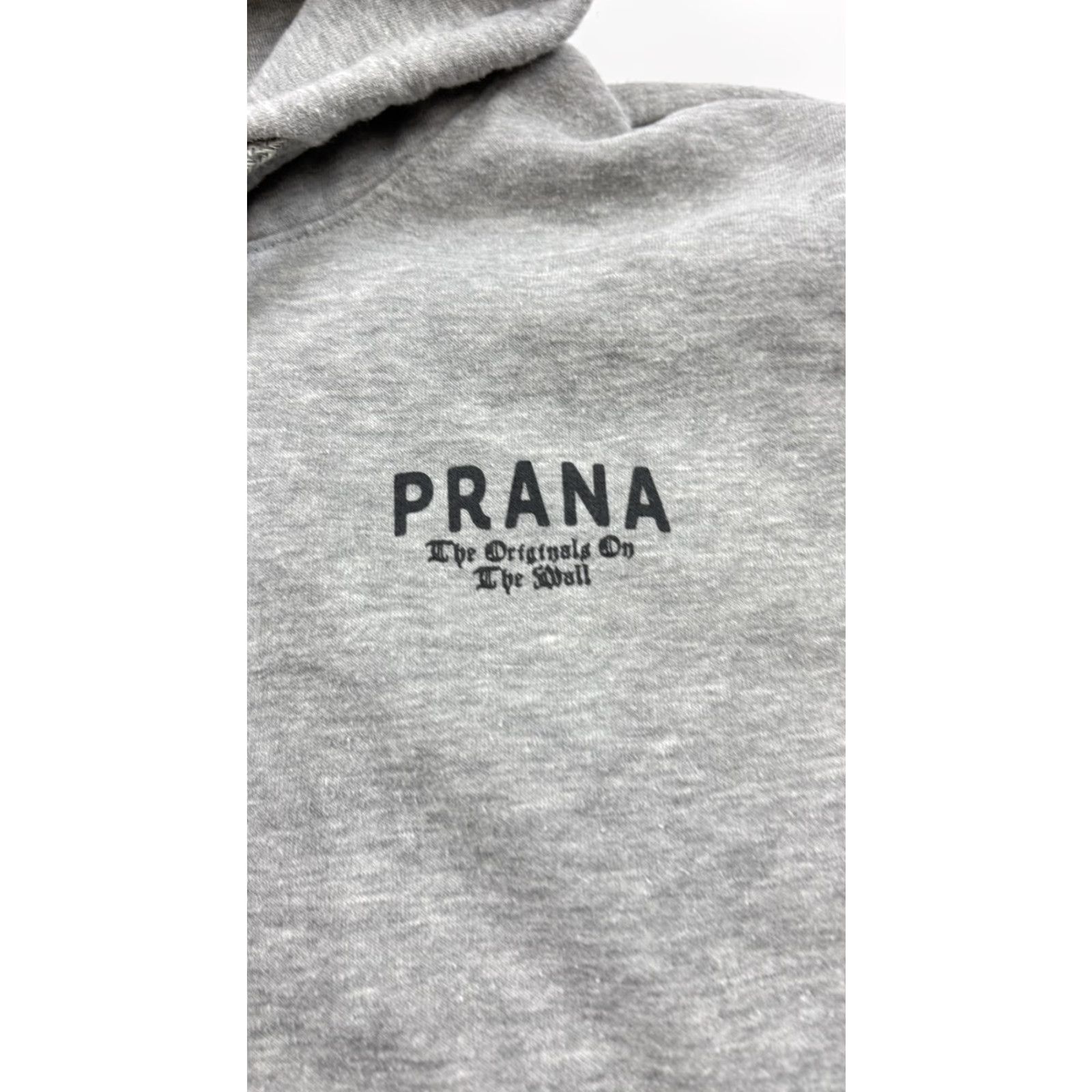 Prana prAna Hoodie Sweatshirt Mens Small Gray Fleece Logo Climbing Standard Fit Size US S / EU 44-46 / 1 - 3 Thumbnail