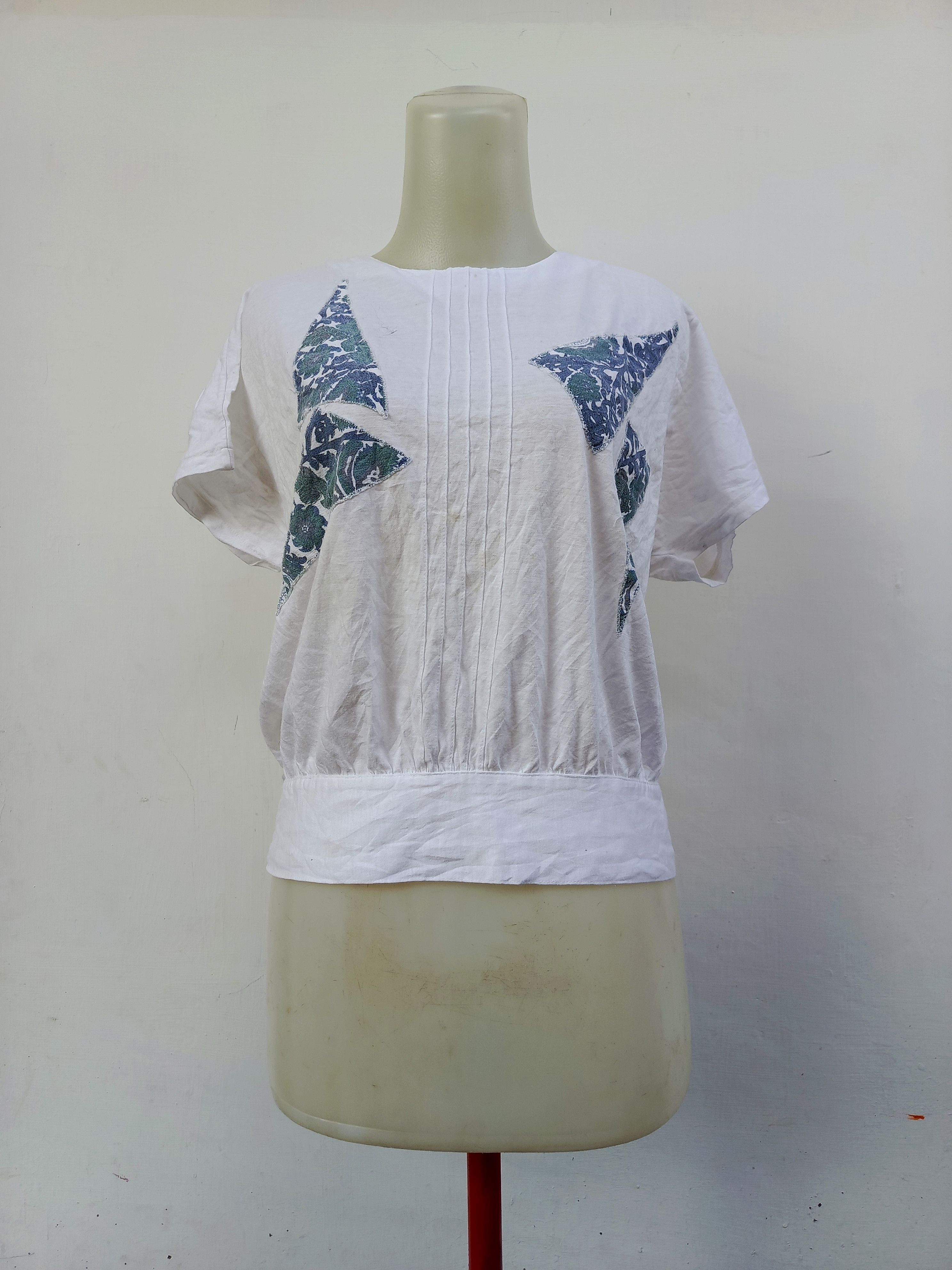 Japanese Brand More Joy by Naigai White Short Sleeve Blouse Size L / US 10 / IT 46 - 1 Thumbnail