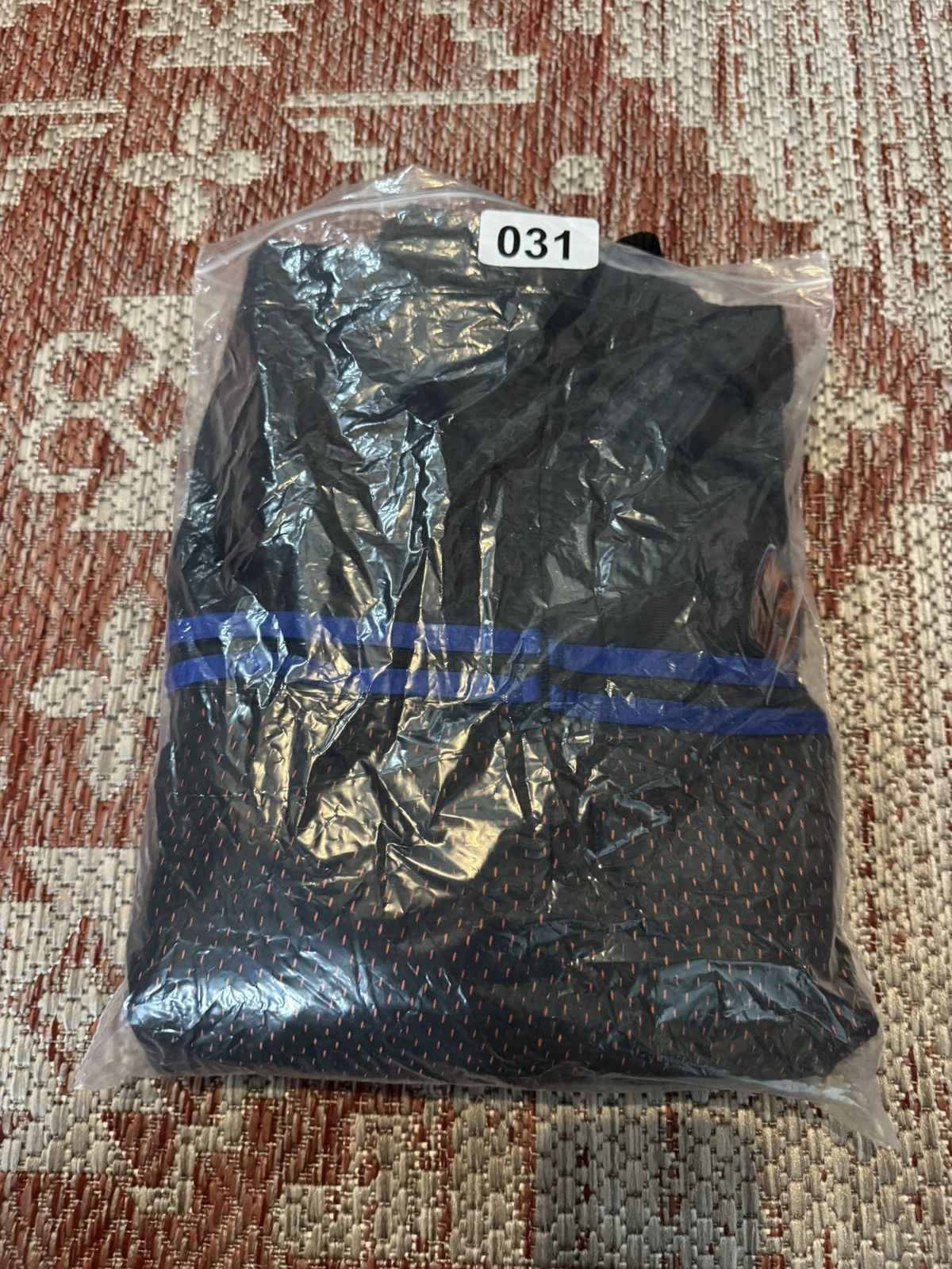NBA New York Knicks track jacket size meduim OG black Size US M / EU 48-50 / 2 - 4 Thumbnail