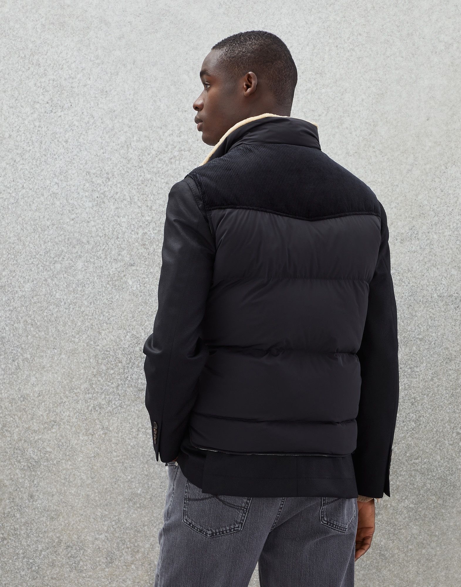 Brunello Cucinelli o1w1db10924 Wr Padded Vest in Black Size US XXL / EU 58 / 5 - 2 Thumbnail