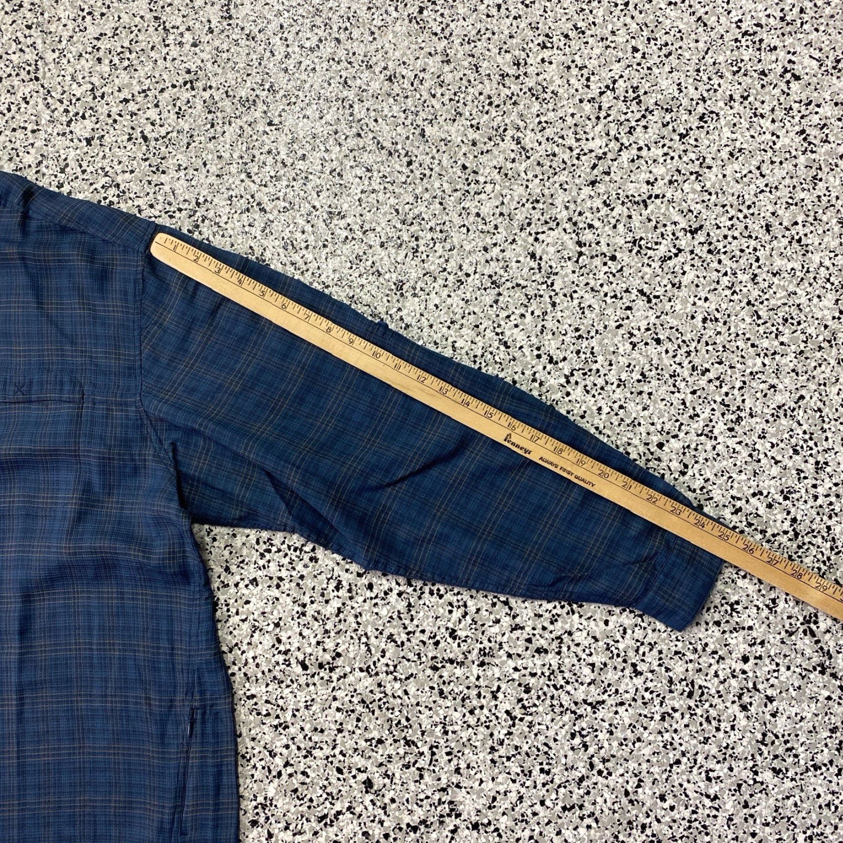 Vintage REI Shirt Mens XL Blue Performance Athleisure Vented Hiking Outdoor Button-Up Shirt Size US XL / EU 56 / 4 - 4 Thumbnail