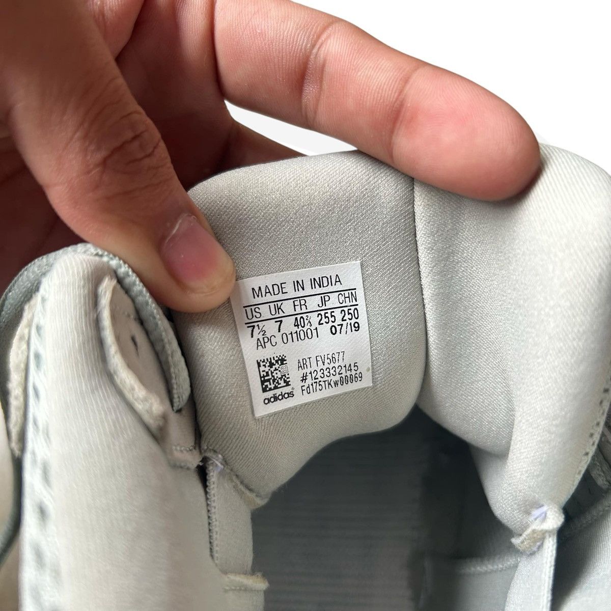 Adidas × Kanye West × Yeezy Adidas Yeezy Desert Boot Salt Size US 7.5 / EU 40-41 - 10 Thumbnail
