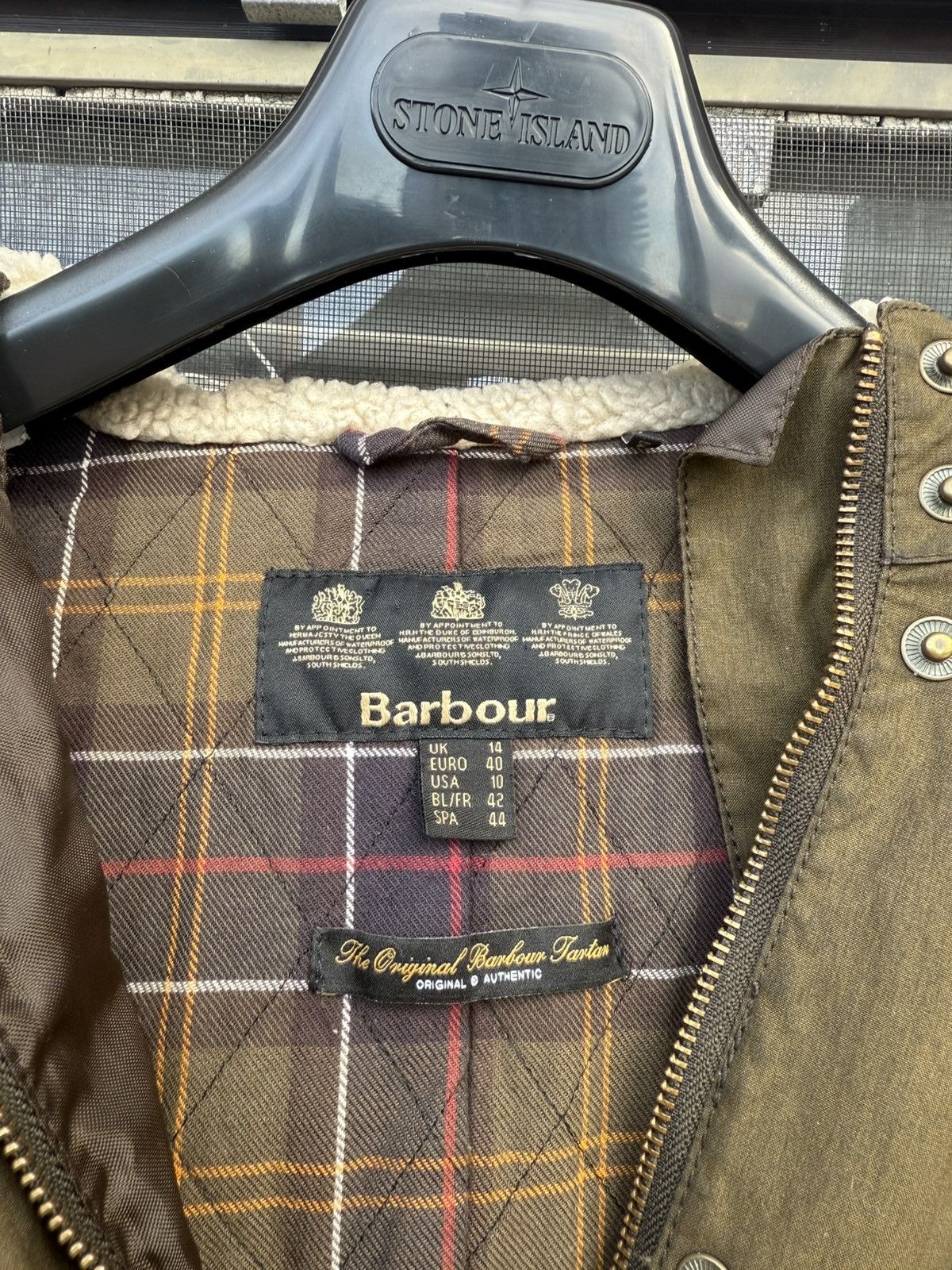 Barbour Barbour Waxed Jacket Classic Tartan Lining Size M/L (UK 14) Size XL / US 12-14 / IT 48-50 - 2 Thumbnail