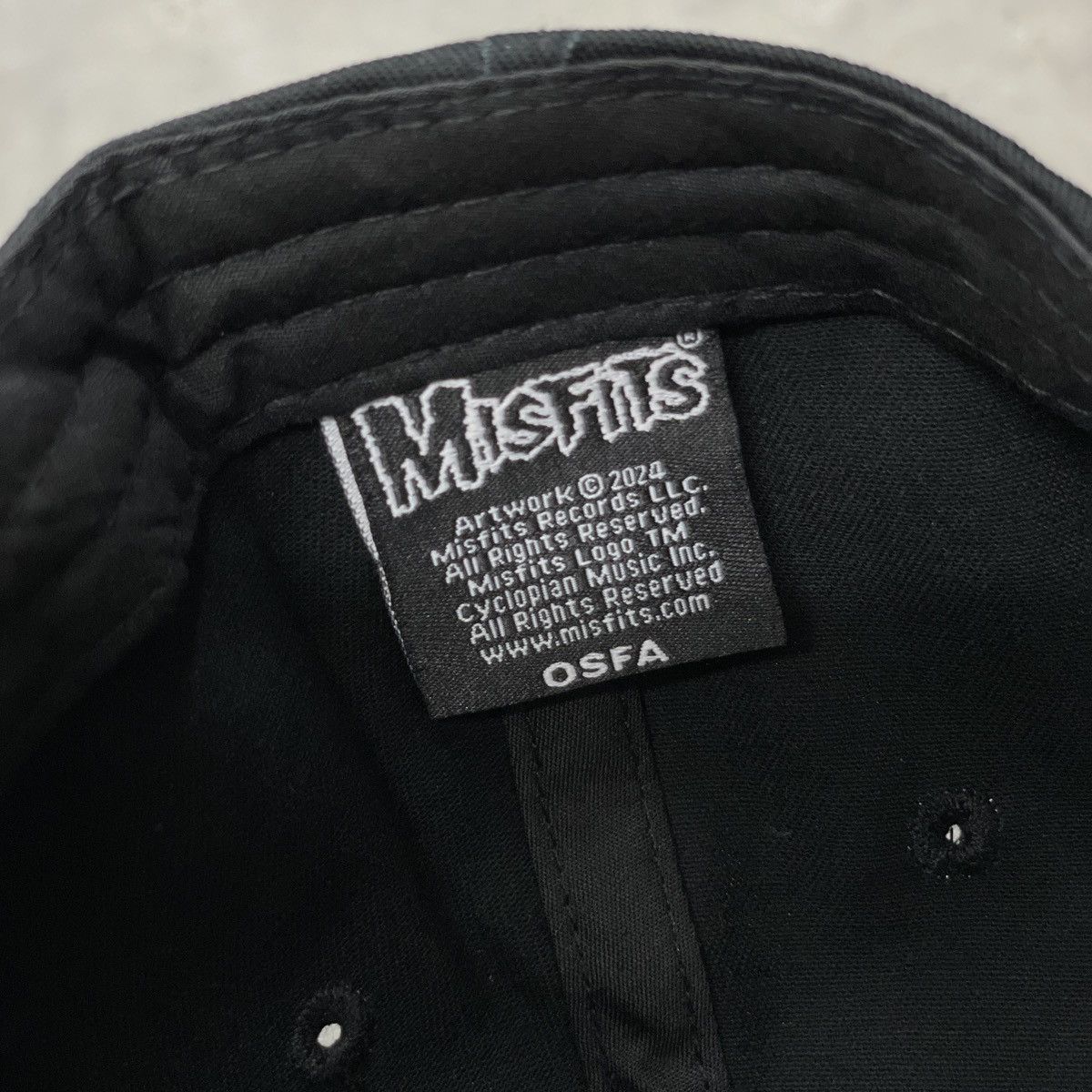 Band Tees × Misfits Misfits Snapback Cap Copyright 2024 Official Bravado Size ONE SIZE - 8 Thumbnail